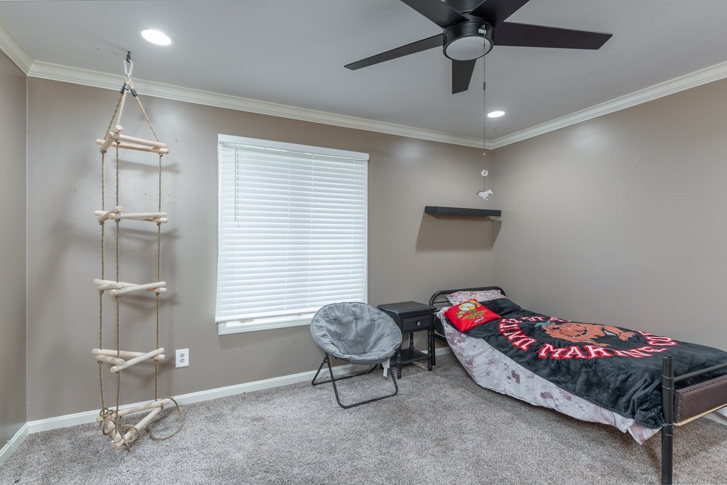 2221 Fairview Drive, Owensboro, Kentucky 42303, 4 Bedrooms Bedrooms, ,3 BathroomsBathrooms,Single Family Residence,For Sale,Fairview Drive,87173