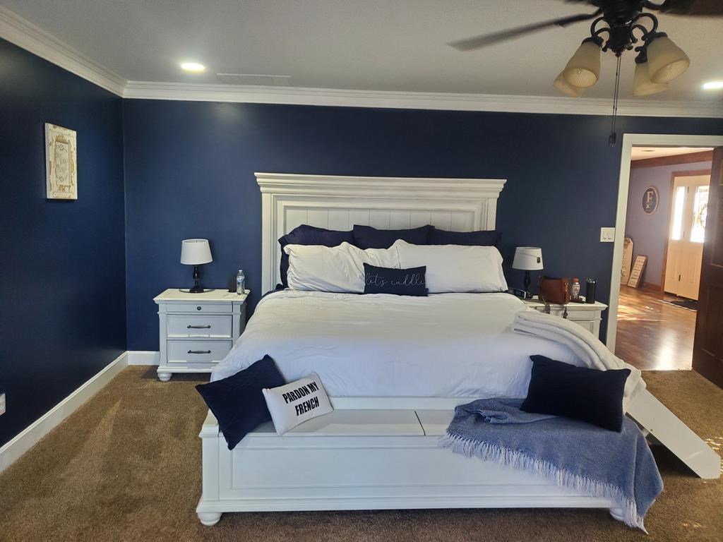 2221 Fairview Drive, Owensboro, Kentucky 42303, 4 Bedrooms Bedrooms, ,3 BathroomsBathrooms,Single Family Residence,For Sale,Fairview Drive,87173