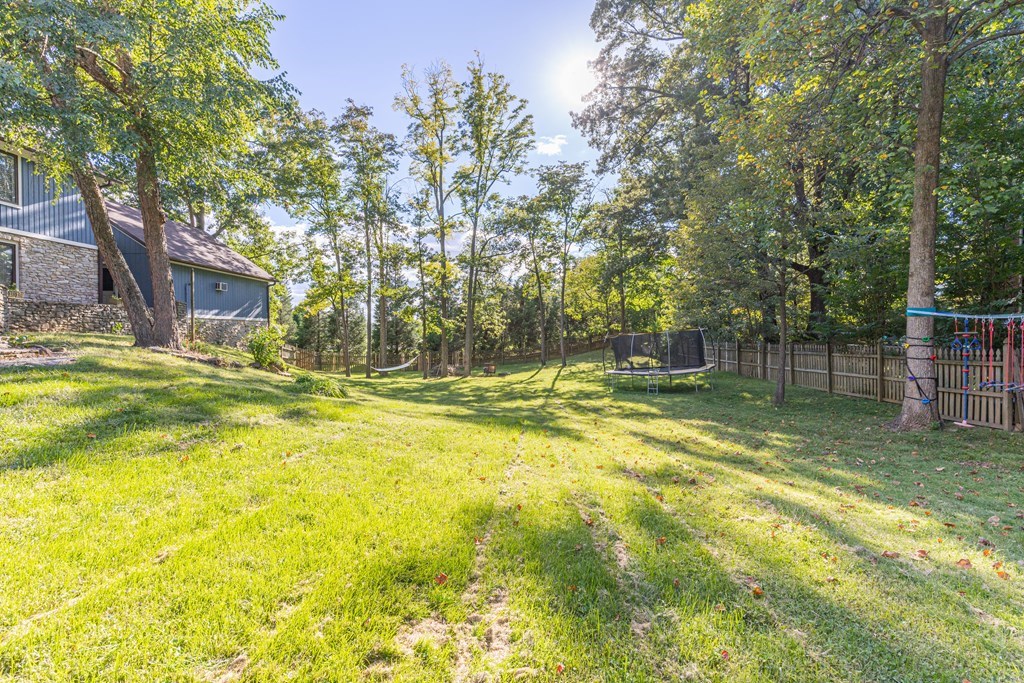 2221 Fairview Drive, Owensboro, Kentucky 42303, 4 Bedrooms Bedrooms, ,3 BathroomsBathrooms,Single Family Residence,For Sale,Fairview Drive,87173