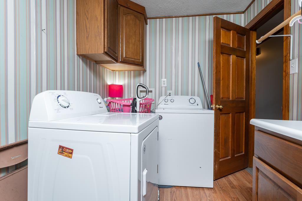 4275 Greenbriar Rd, Utica, Kentucky 42376, 5 Bedrooms Bedrooms, ,3 BathroomsBathrooms,Single Family Residence,For Sale,Greenbriar Rd,87174