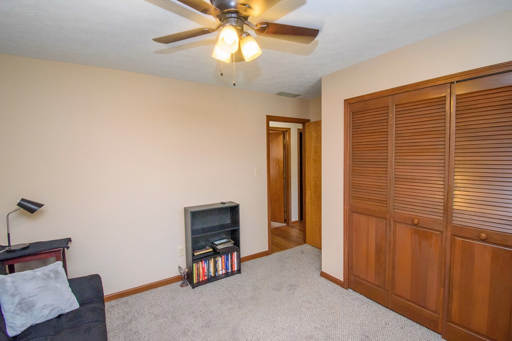 3615 War Admiral Dr, Owensboro, Kentucky 42303, 2 Bedrooms Bedrooms, ,2 BathroomsBathrooms,Single Family Residence,For Sale,War Admiral Dr,87182