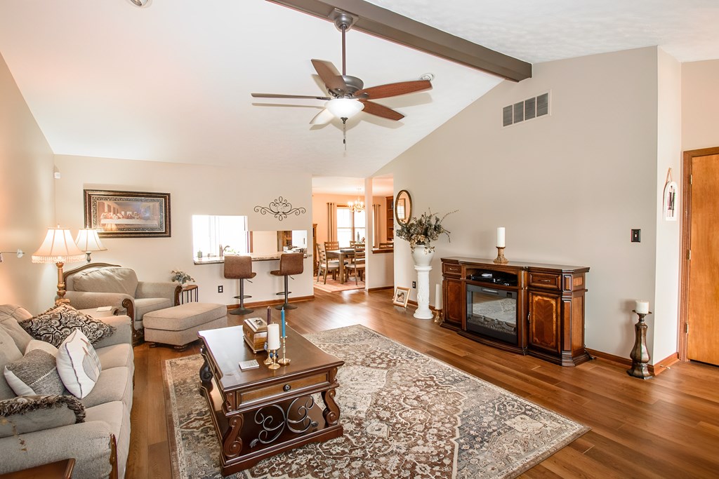 3615 War Admiral Dr, Owensboro, Kentucky 42303, 2 Bedrooms Bedrooms, ,2 BathroomsBathrooms,Single Family Residence,For Sale,War Admiral Dr,87182