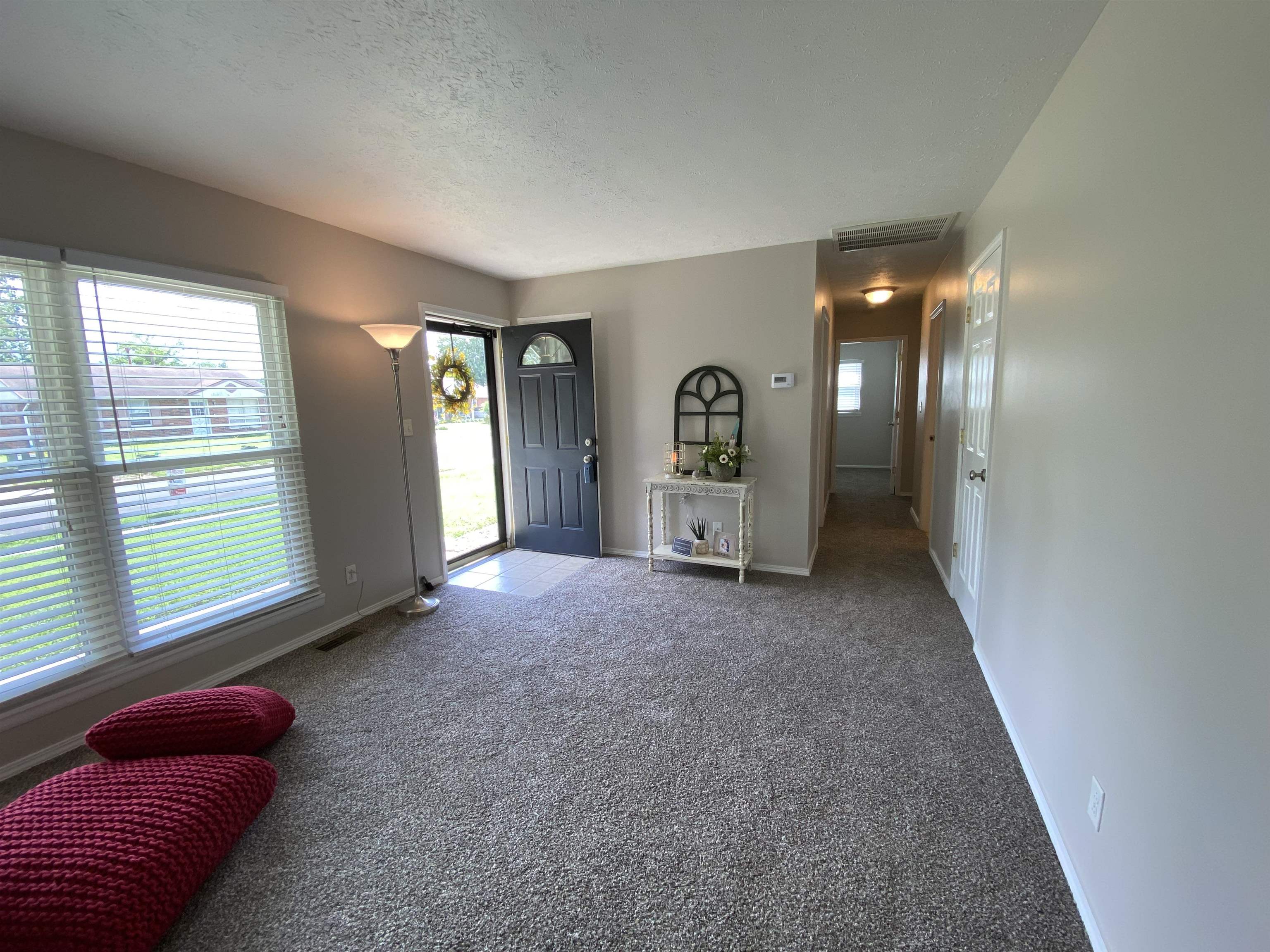 2207 COLLINS DRIVE, Owensboro, Kentucky 42301, 3 Bedrooms Bedrooms, ,1 BathroomBathrooms,Single Family Residence,For Sale,COLLINS DRIVE,87191