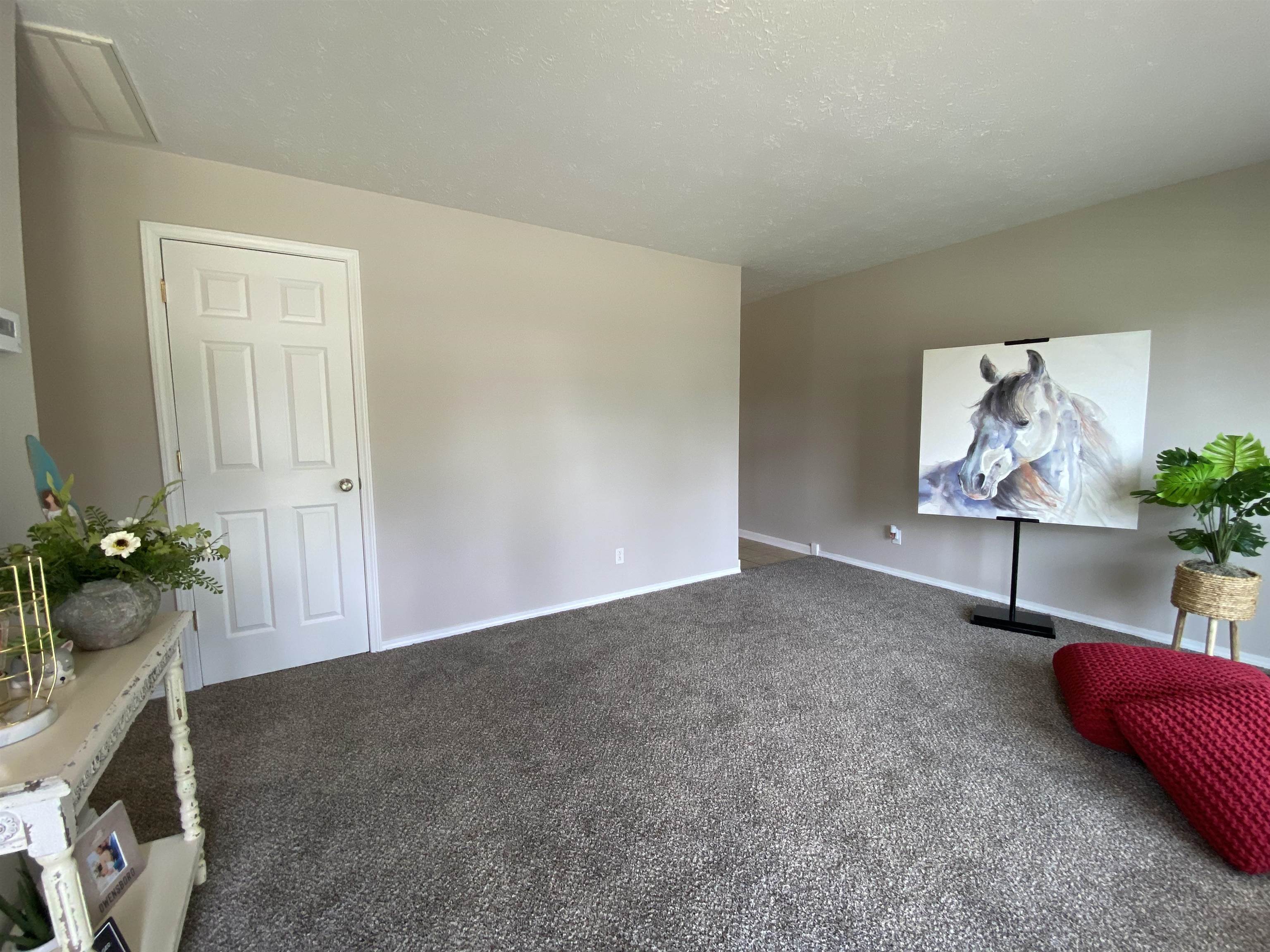 2207 COLLINS DRIVE, Owensboro, Kentucky 42301, 3 Bedrooms Bedrooms, ,1 BathroomBathrooms,Single Family Residence,For Sale,COLLINS DRIVE,87191