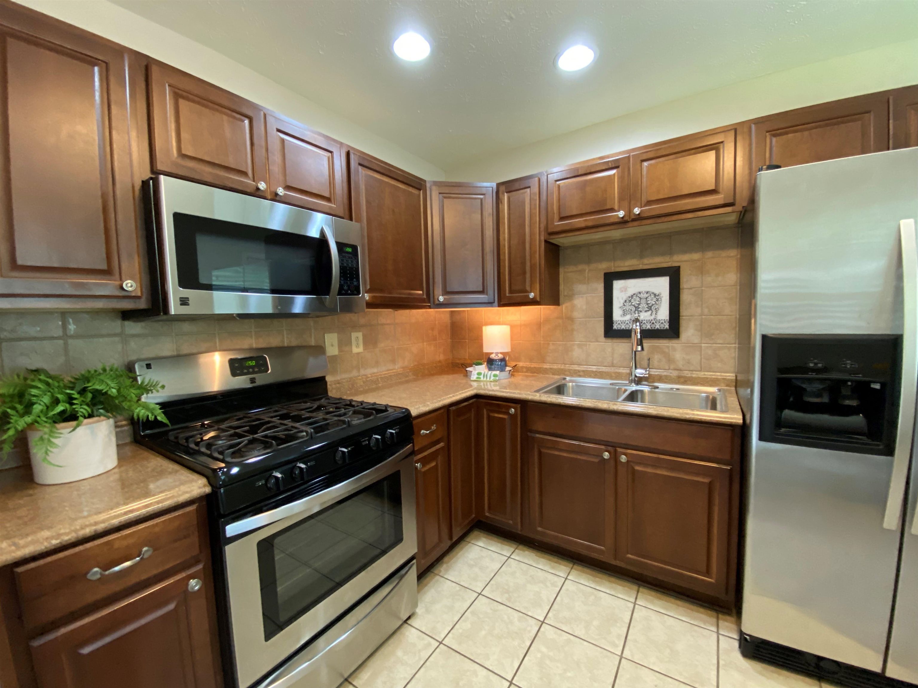 2207 COLLINS DRIVE, Owensboro, Kentucky 42301, 3 Bedrooms Bedrooms, ,1 BathroomBathrooms,Single Family Residence,For Sale,COLLINS DRIVE,87191