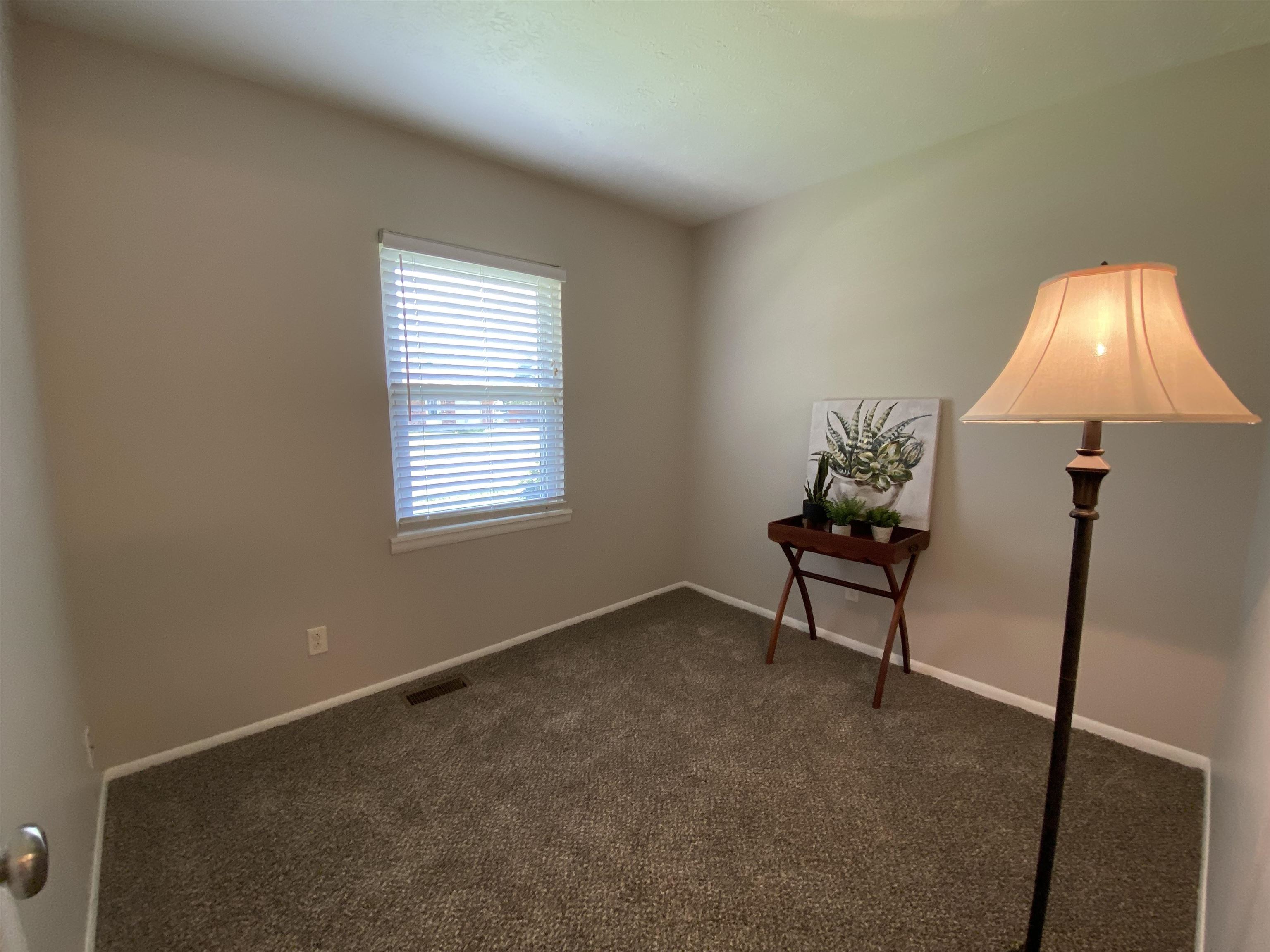 2207 COLLINS DRIVE, Owensboro, Kentucky 42301, 3 Bedrooms Bedrooms, ,1 BathroomBathrooms,Single Family Residence,For Sale,COLLINS DRIVE,87191