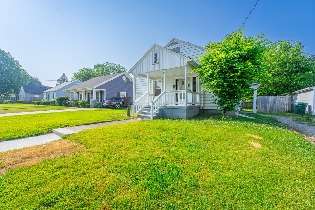 1016 East 20th Street, Owensboro, Kentucky 42303, 3 Bedrooms Bedrooms, ,1 BathroomBathrooms,Single Family Residence,For Sale,East 20th Street,87197