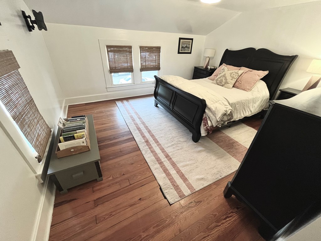 413 Hill Ave, Owensboro, Kentucky 42301, 4 Bedrooms Bedrooms, ,2 BathroomsBathrooms,Single Family Residence,For Sale,Hill Ave,87199