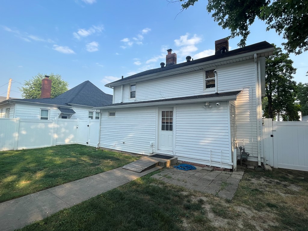 413 Hill Ave, Owensboro, Kentucky 42301, 4 Bedrooms Bedrooms, ,2 BathroomsBathrooms,Single Family Residence,For Sale,Hill Ave,87199