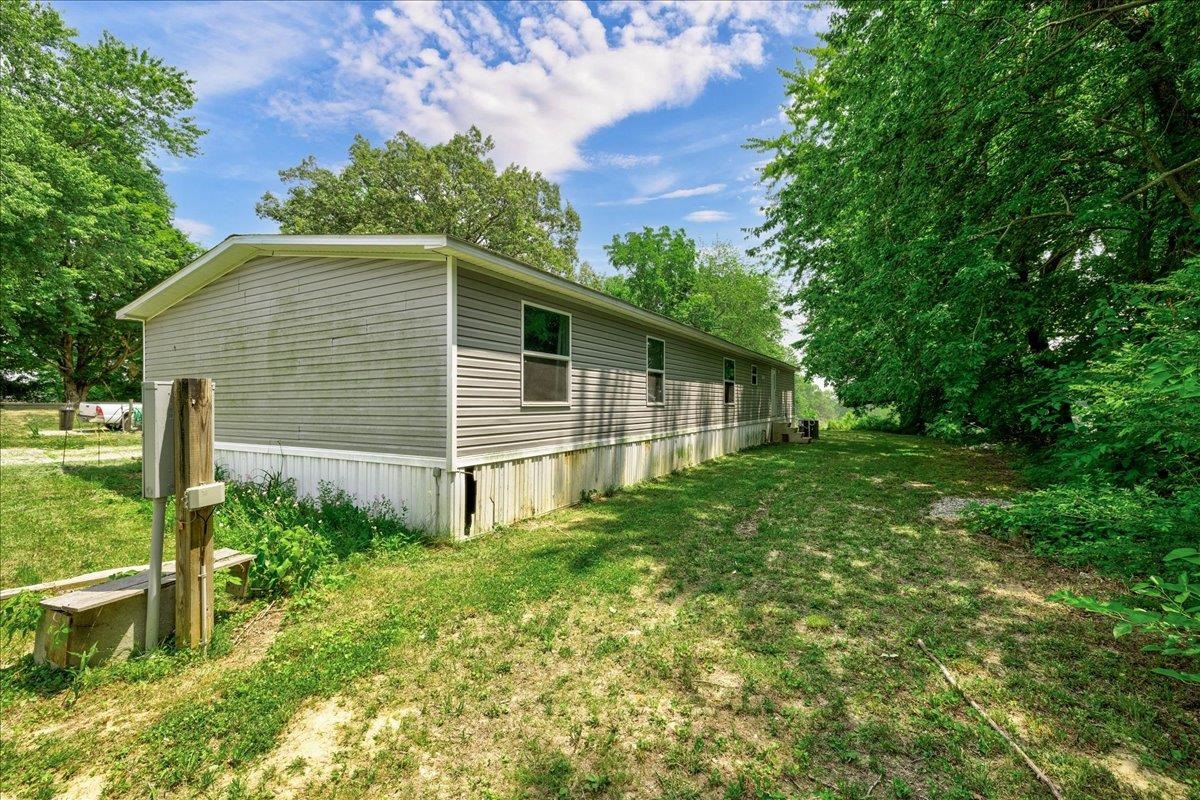 1801 US Hwy 231 N, Hartford, Kentucky 42347, 5 Bedrooms Bedrooms, ,3 BathroomsBathrooms,Single Family Residence,For Sale,US Hwy 231 N,87209
