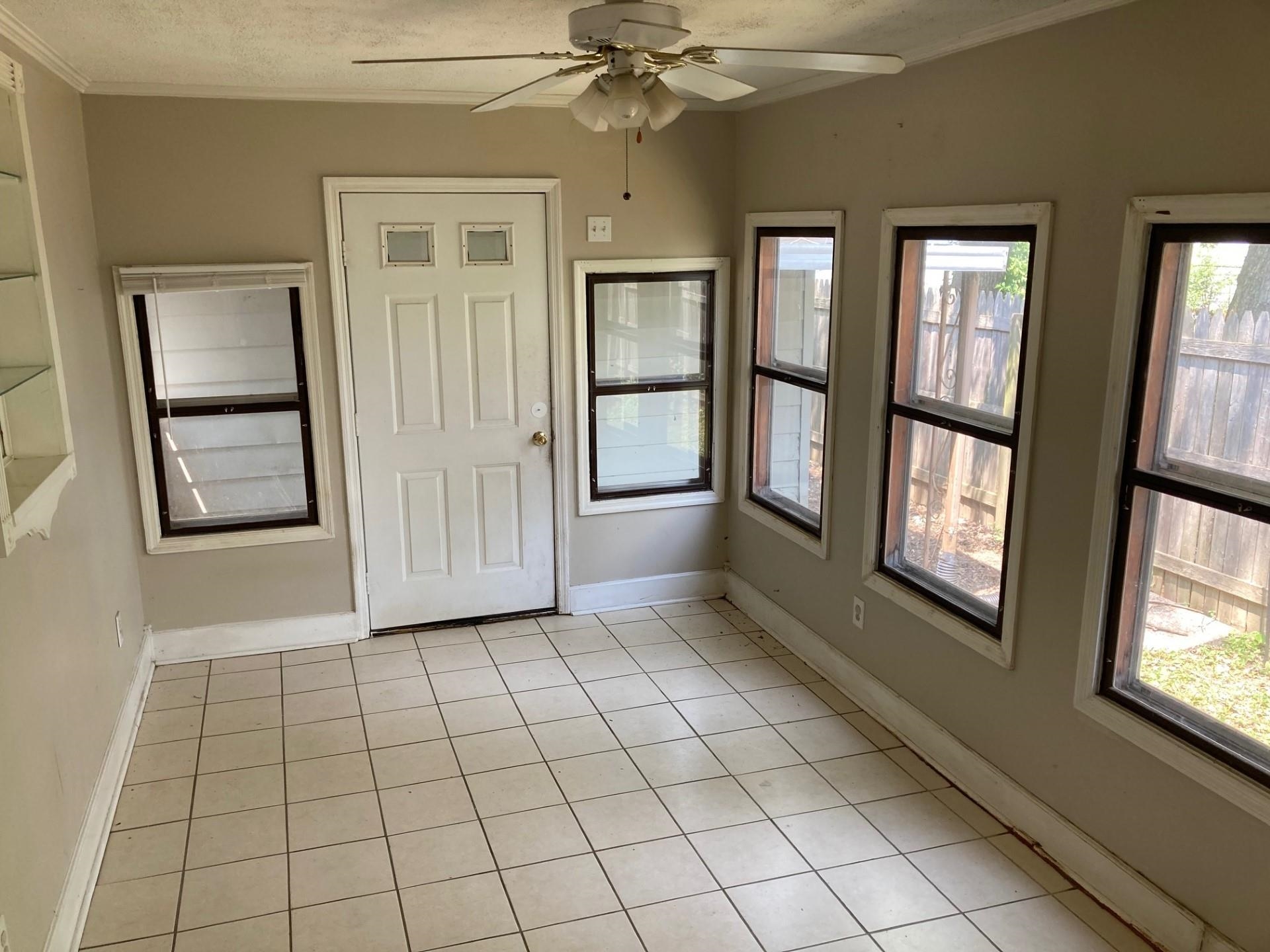 1001 21st Street, Owensboro, Kentucky 42303, 3 Bedrooms Bedrooms, ,1 BathroomBathrooms,Single Family Residence,For Sale,21st Street,87210