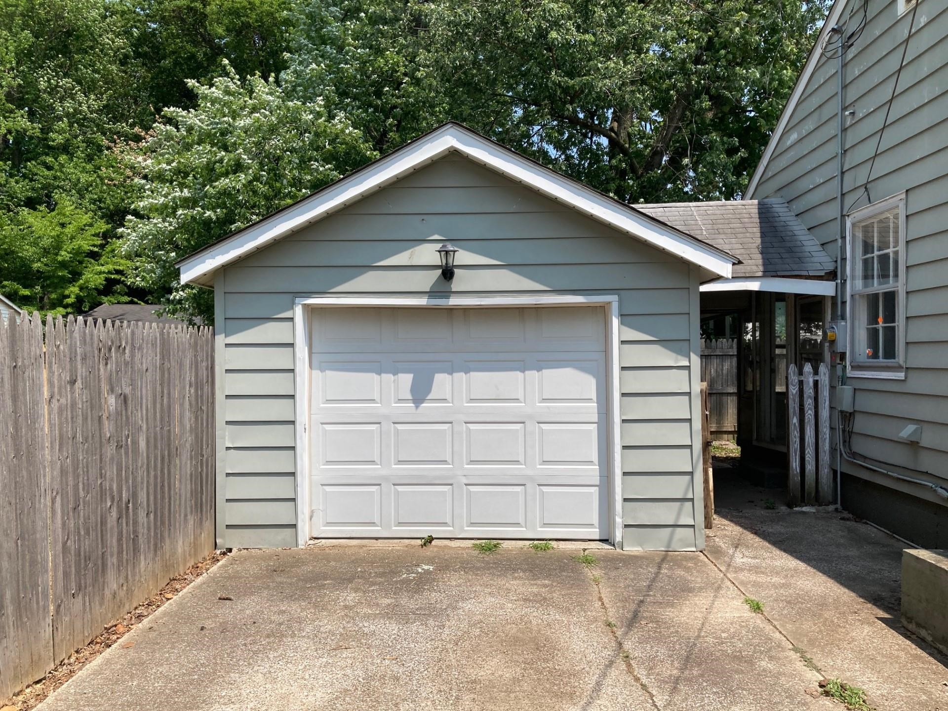 1001 21st Street, Owensboro, Kentucky 42303, 3 Bedrooms Bedrooms, ,1 BathroomBathrooms,Single Family Residence,For Sale,21st Street,87210