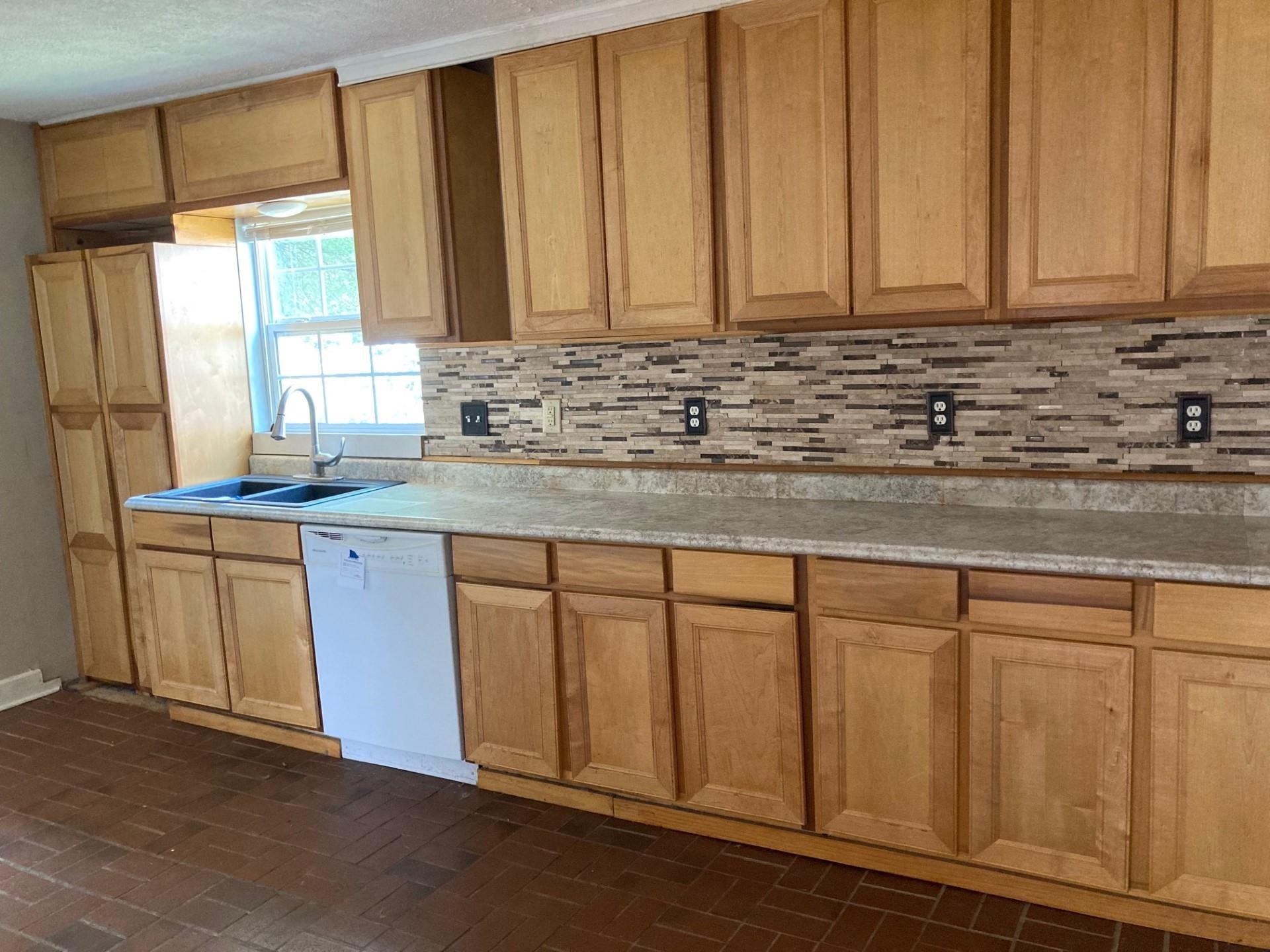 1001 21st Street, Owensboro, Kentucky 42303, 3 Bedrooms Bedrooms, ,1 BathroomBathrooms,Single Family Residence,For Sale,21st Street,87210