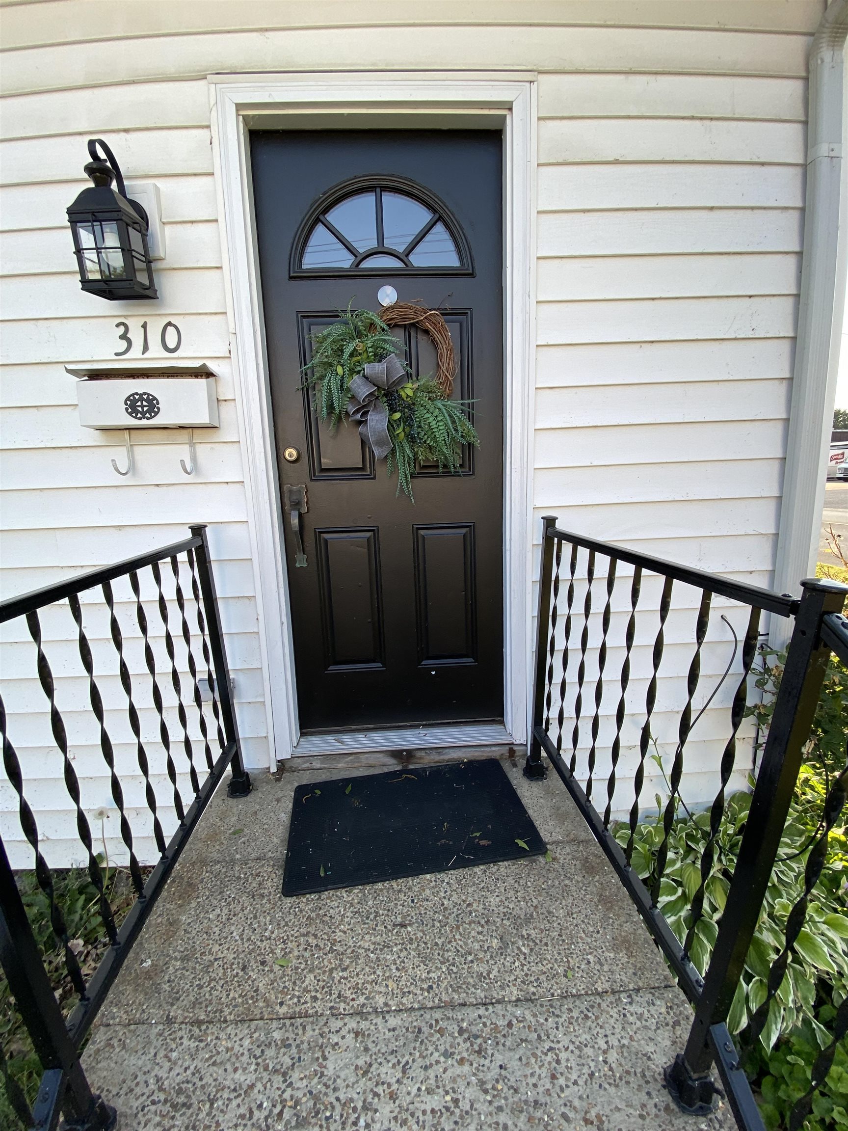 310 25th Street, Owensboro, Kentucky 42301, 2 Bedrooms Bedrooms, ,1 BathroomBathrooms,Single Family Residence,For Sale,25th Street,87229