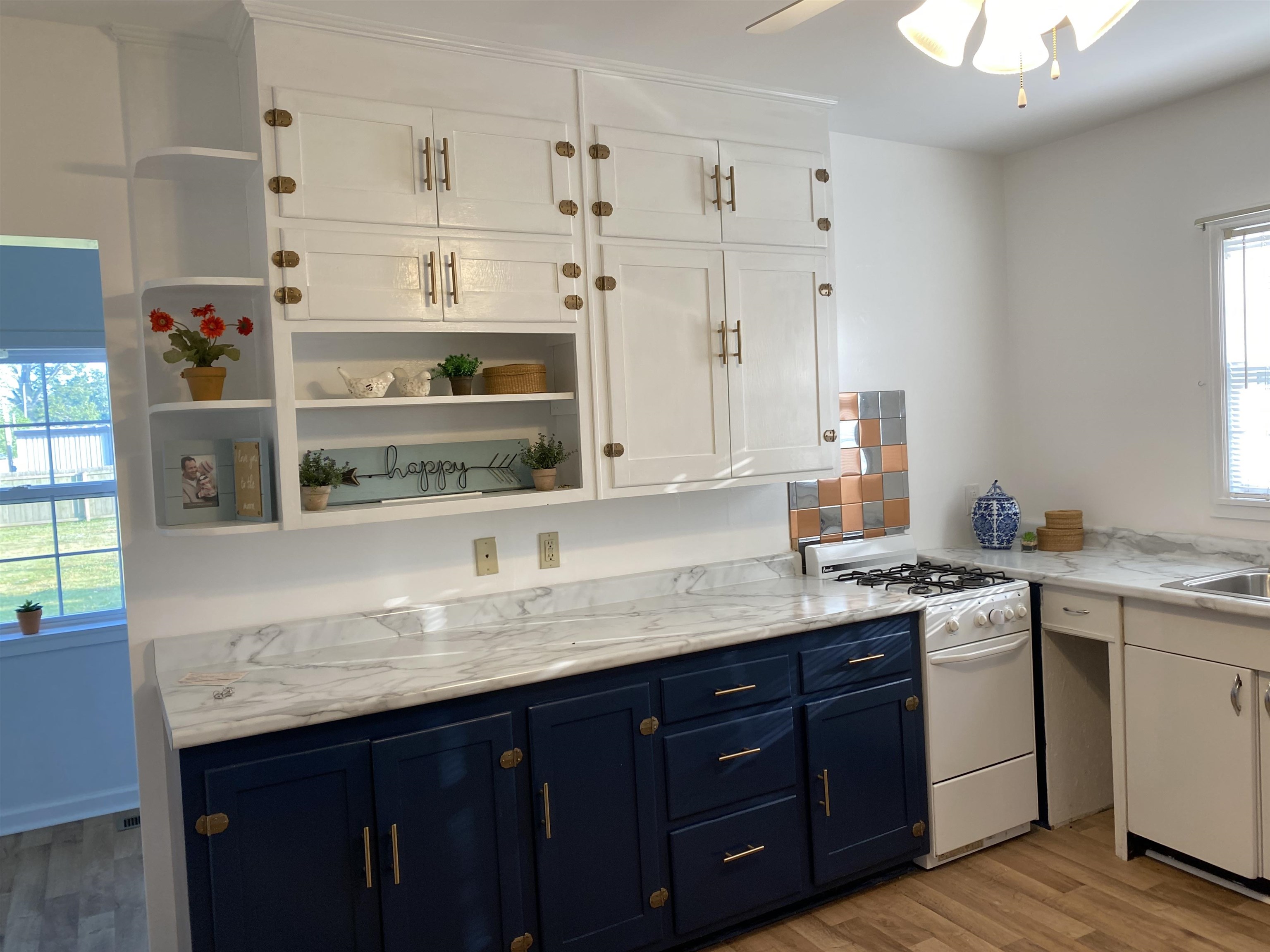 310 25th Street, Owensboro, Kentucky 42301, 2 Bedrooms Bedrooms, ,1 BathroomBathrooms,Single Family Residence,For Sale,25th Street,87229