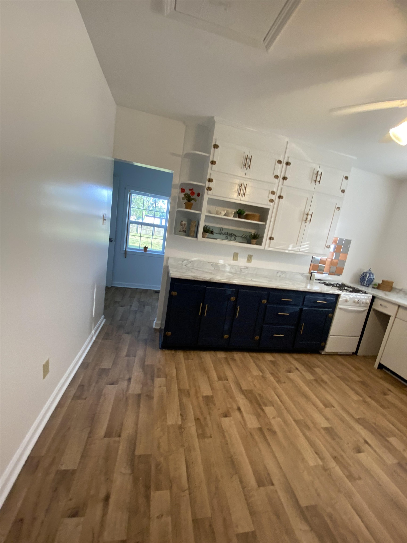 310 25th Street, Owensboro, Kentucky 42301, 2 Bedrooms Bedrooms, ,1 BathroomBathrooms,Single Family Residence,For Sale,25th Street,87229