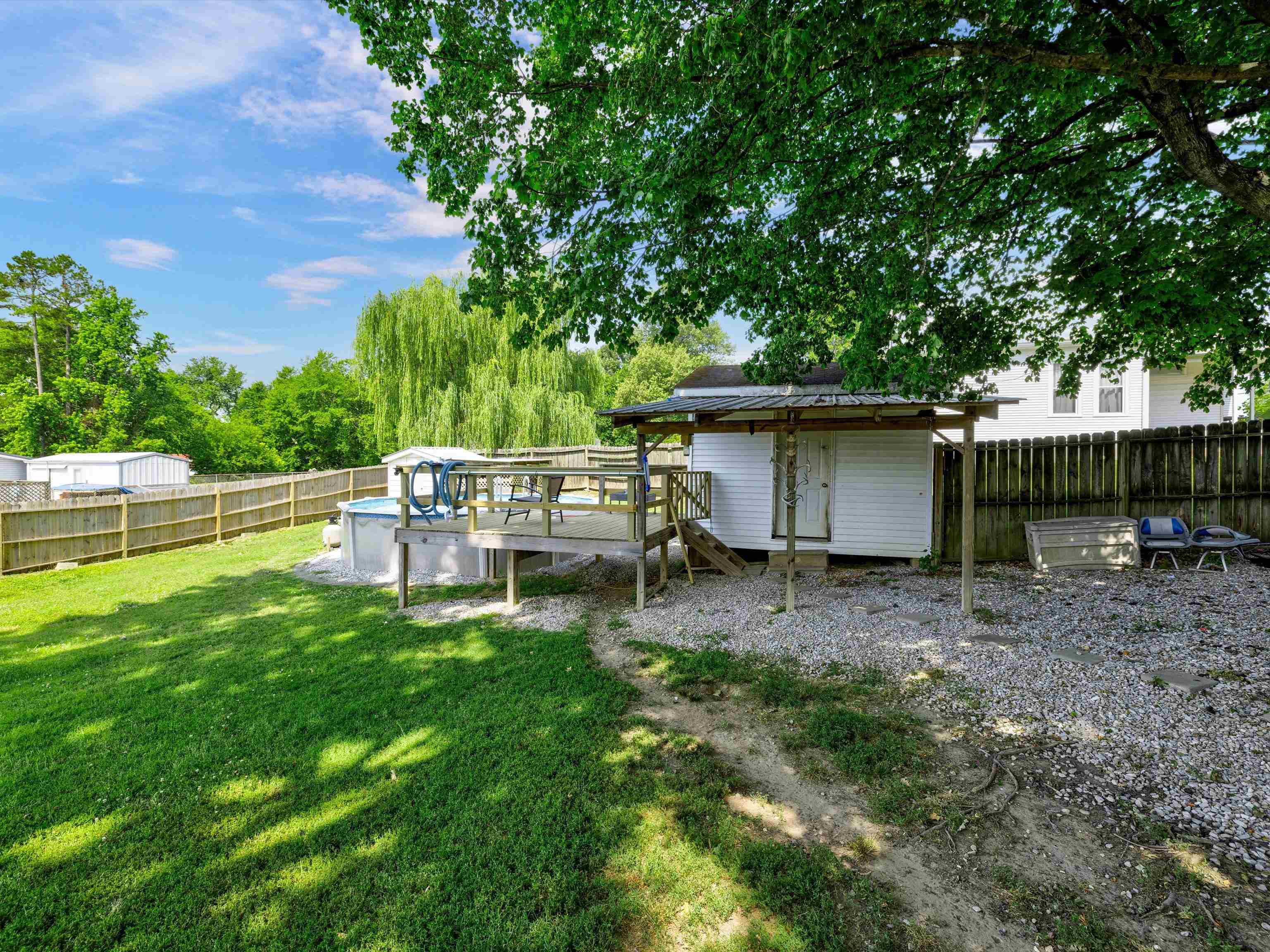 415 Main Street, Island, Kentucky 42350, 4 Bedrooms Bedrooms, ,1 BathroomBathrooms,Single Family Residence,For Sale,Main Street,87235