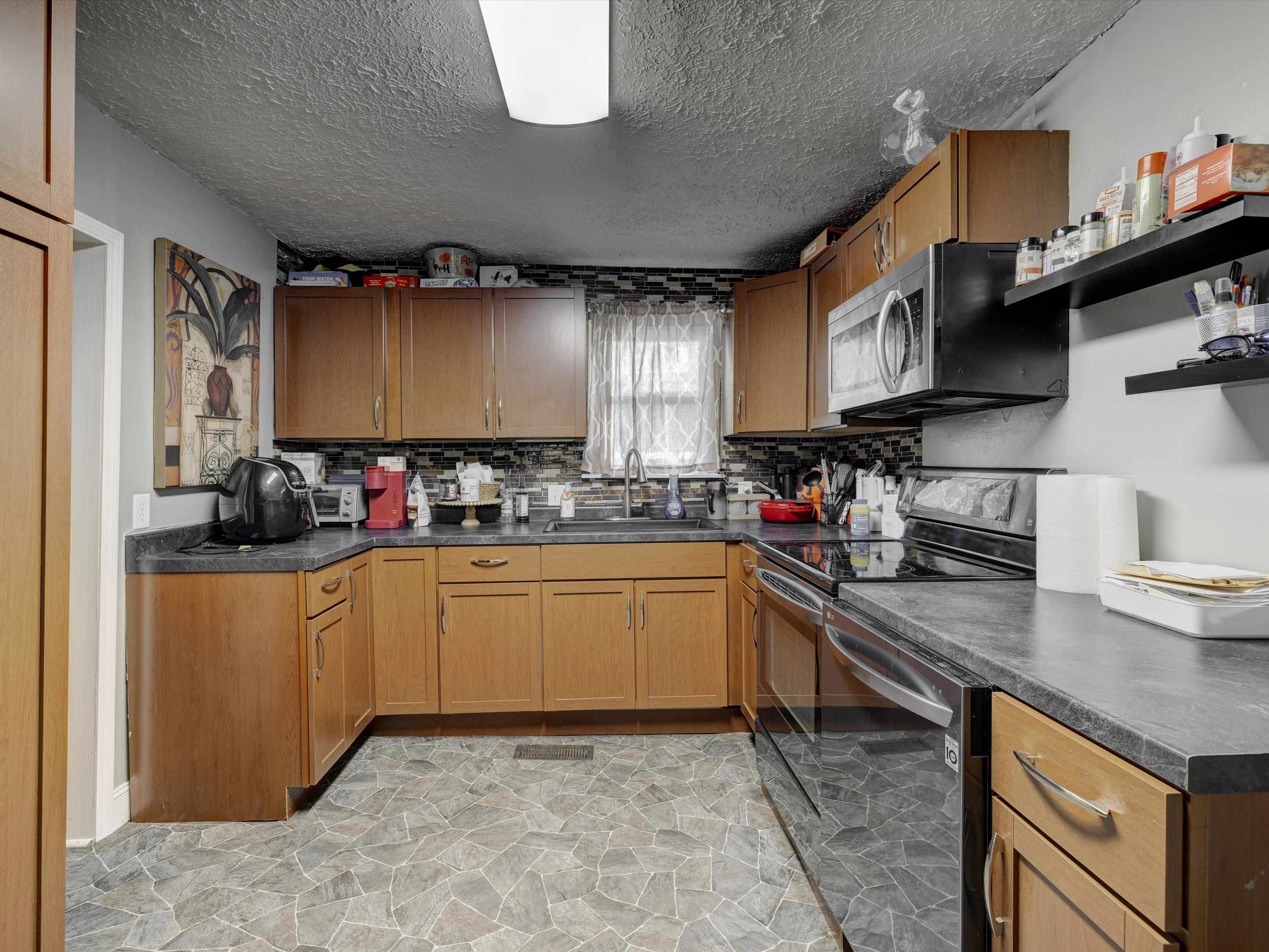 415 Main Street, Island, Kentucky 42350, 4 Bedrooms Bedrooms, ,1 BathroomBathrooms,Single Family Residence,For Sale,Main Street,87235
