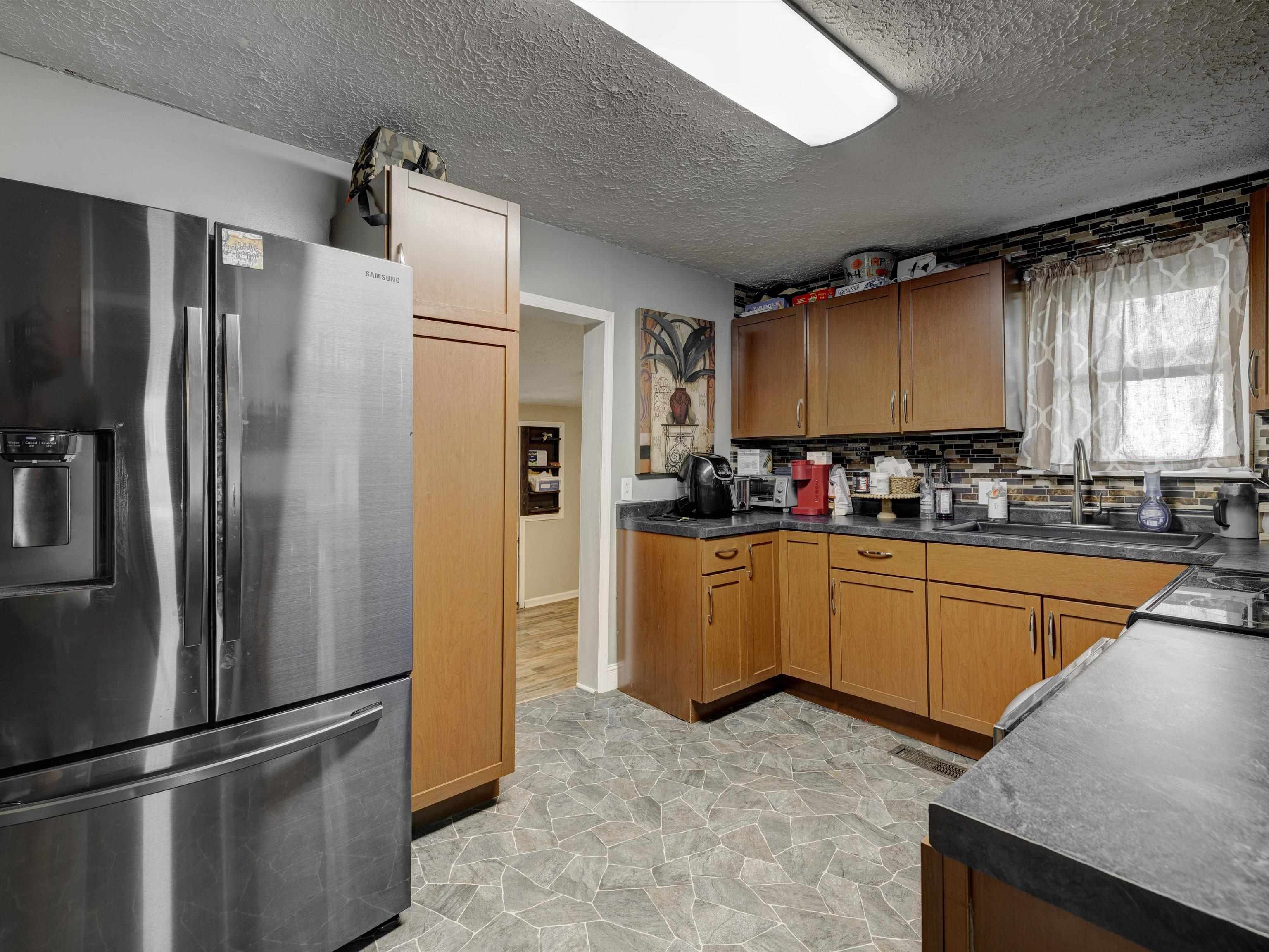 415 Main Street, Island, Kentucky 42350, 4 Bedrooms Bedrooms, ,1 BathroomBathrooms,Single Family Residence,For Sale,Main Street,87235