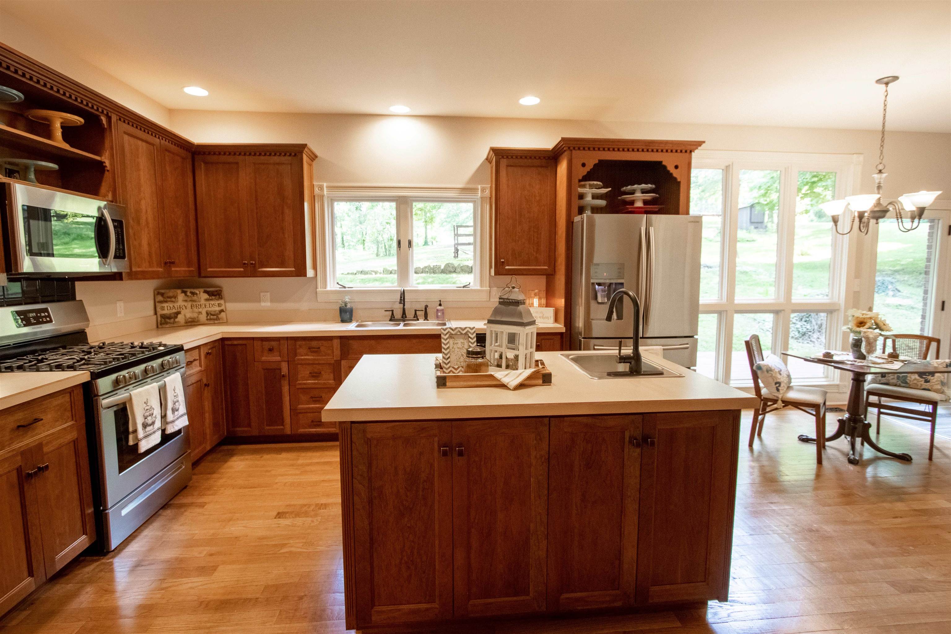 2710 HWY 142, Philpot, Kentucky 42366, 4 Bedrooms Bedrooms, ,3 BathroomsBathrooms,Single Family Residence,For Sale,HWY 142,87265
