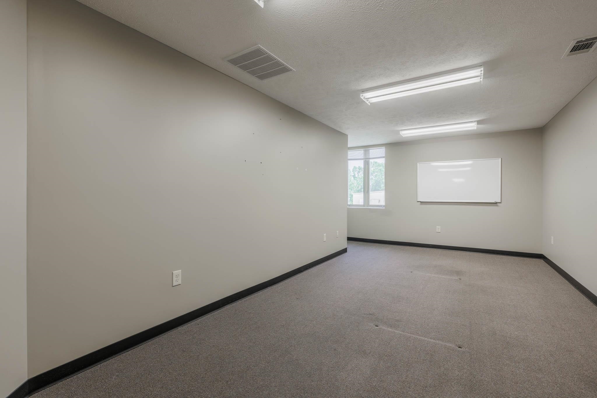 1865 Parrish Ave East, Owensboro, Kentucky 42303, ,Industrial,For Sale,Parrish Ave East,87266