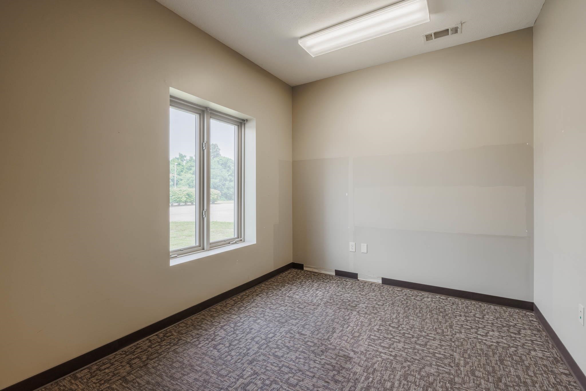 1865 Parrish Ave East, Owensboro, Kentucky 42303, ,Industrial,For Sale,Parrish Ave East,87266
