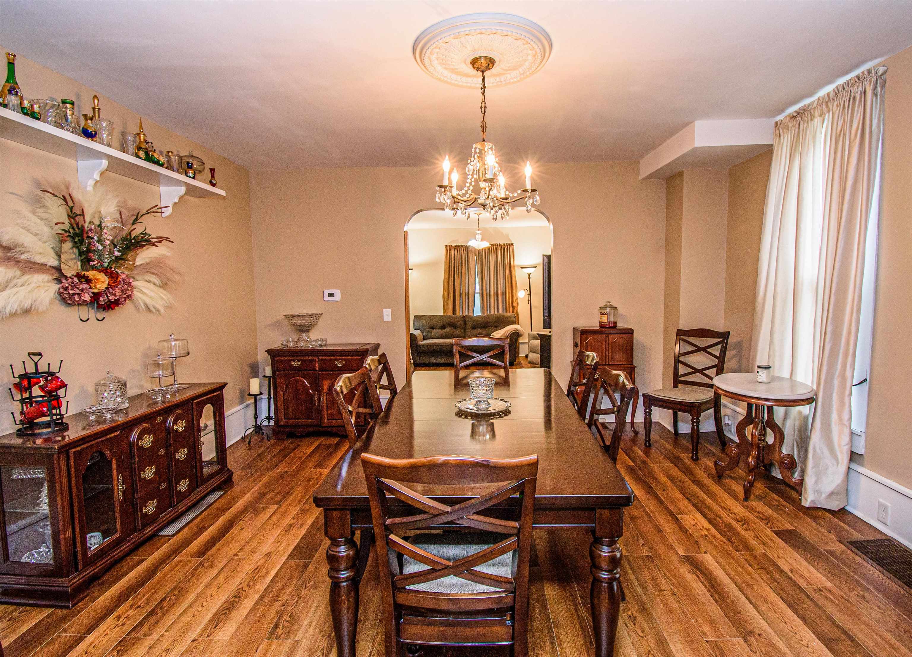 385 Main St, Sacramento, Kentucky 42372, 4 Bedrooms Bedrooms, ,2 BathroomsBathrooms,Single Family Residence,For Sale,Main St,87272