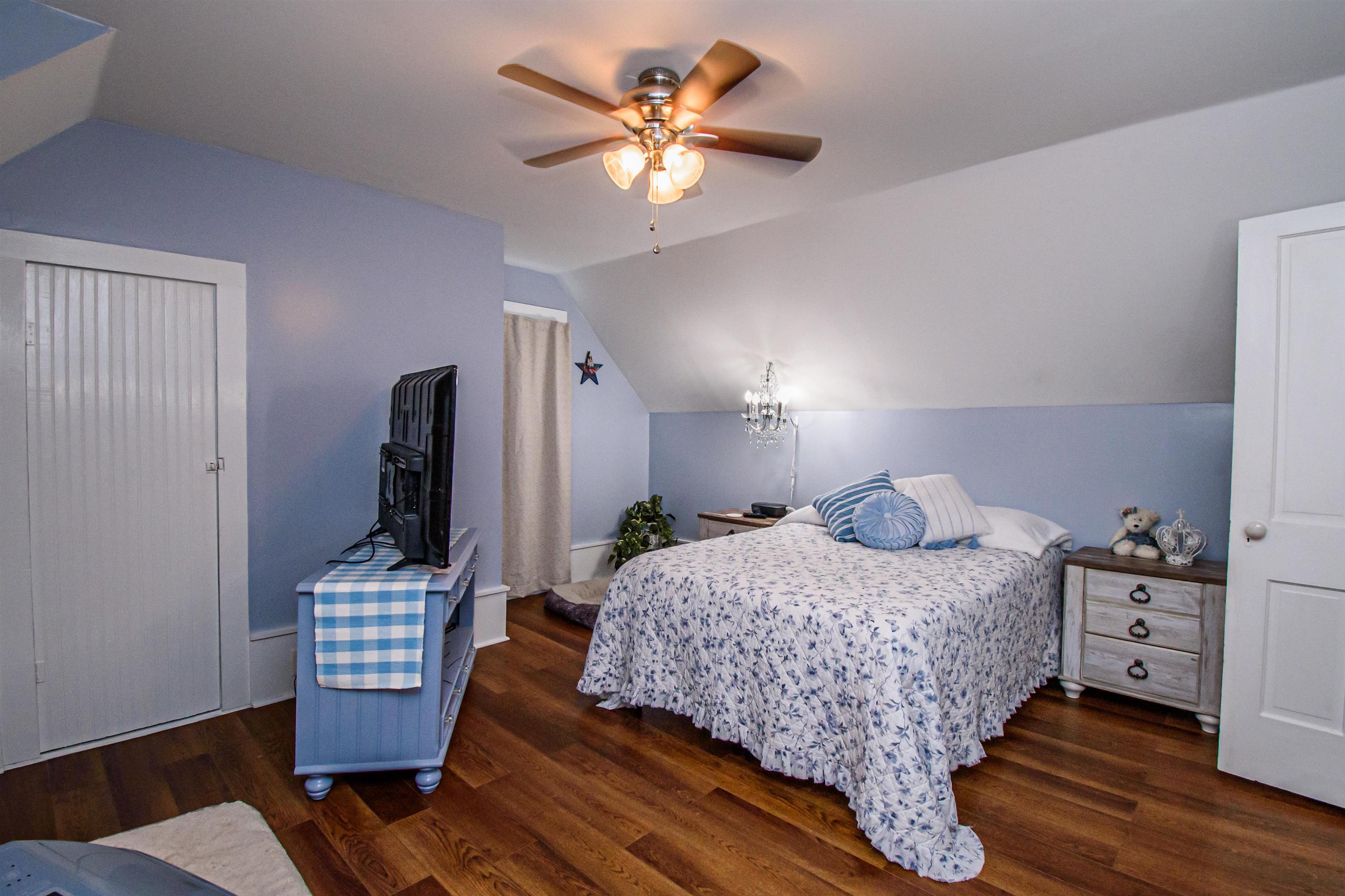 385 Main St, Sacramento, Kentucky 42372, 4 Bedrooms Bedrooms, ,2 BathroomsBathrooms,Single Family Residence,For Sale,Main St,87272