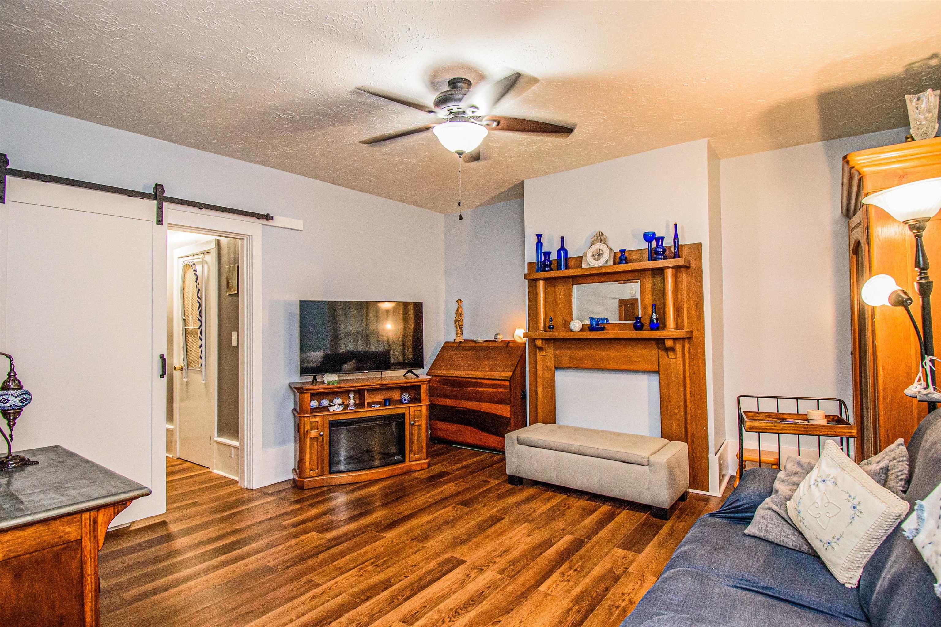 385 Main St, Sacramento, Kentucky 42372, 4 Bedrooms Bedrooms, ,2 BathroomsBathrooms,Single Family Residence,For Sale,Main St,87272