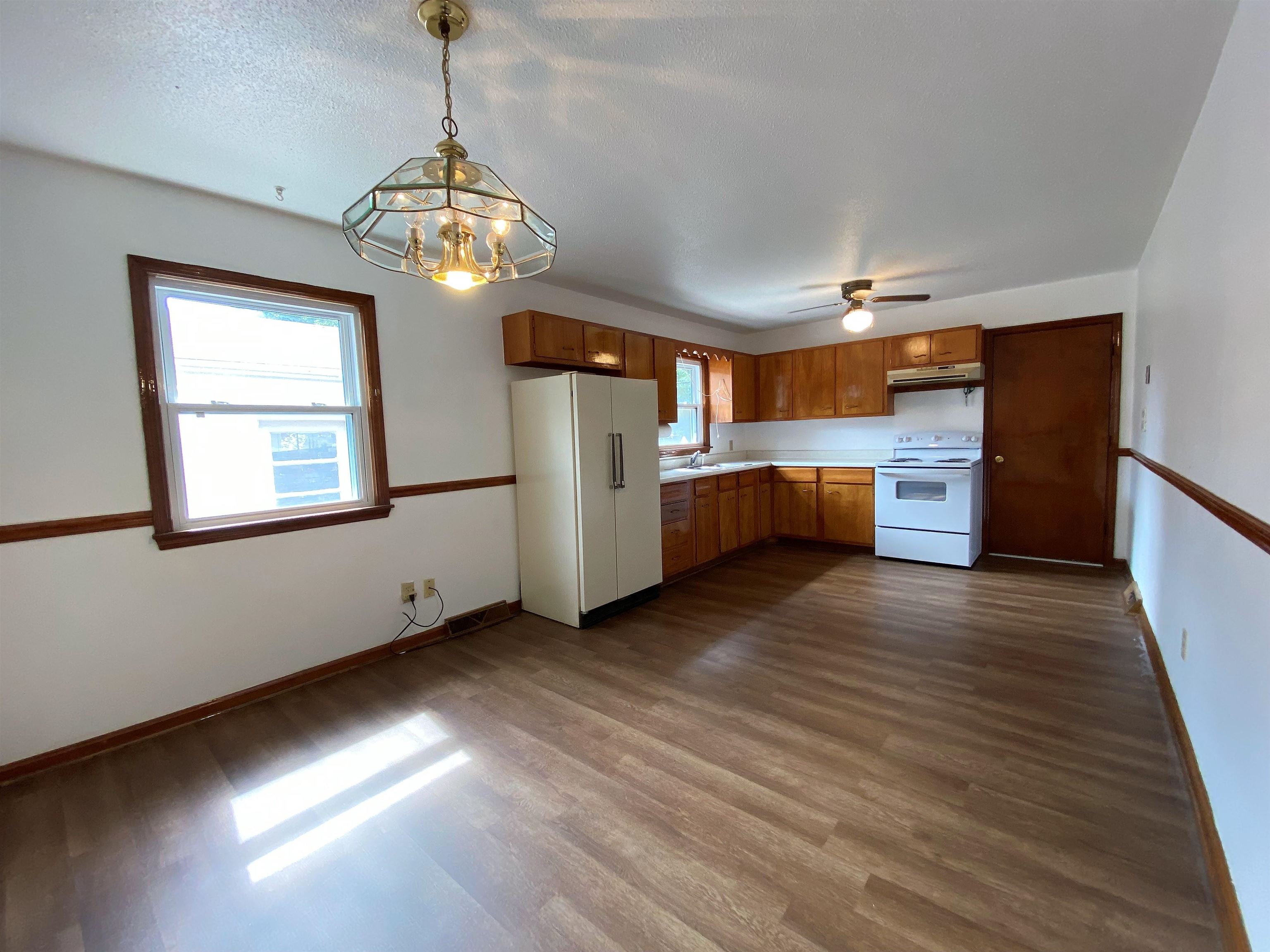 926 Walnut Park Dr., Owensboro, Kentucky 42301, 3 Bedrooms Bedrooms, ,1 BathroomBathrooms,Single Family Residence,For Sale,Walnut Park Dr.,87311