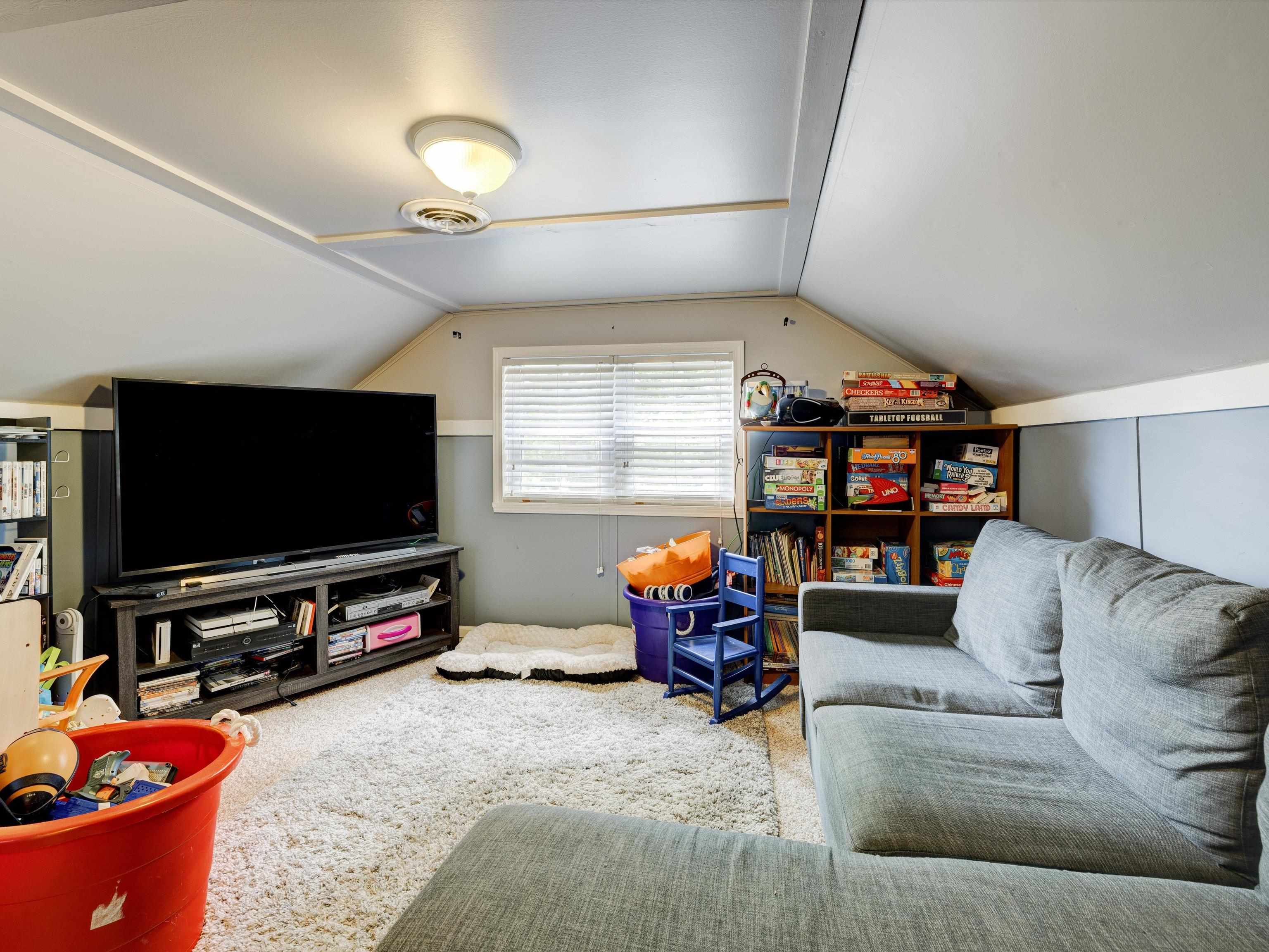 1815 State Route 1389, Hawesville, Kentucky 42348, 2 Bedrooms Bedrooms, ,2 BathroomsBathrooms,Single Family Residence,For Sale,State Route 1389,87325