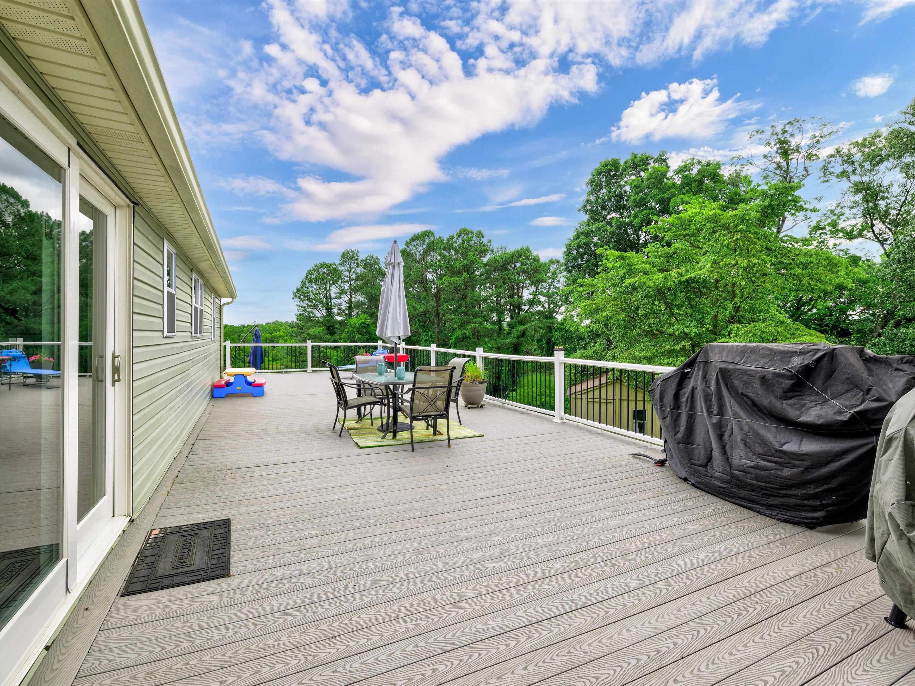 1815 State Route 1389, Hawesville, Kentucky 42348, 2 Bedrooms Bedrooms, ,2 BathroomsBathrooms,Single Family Residence,For Sale,State Route 1389,87325