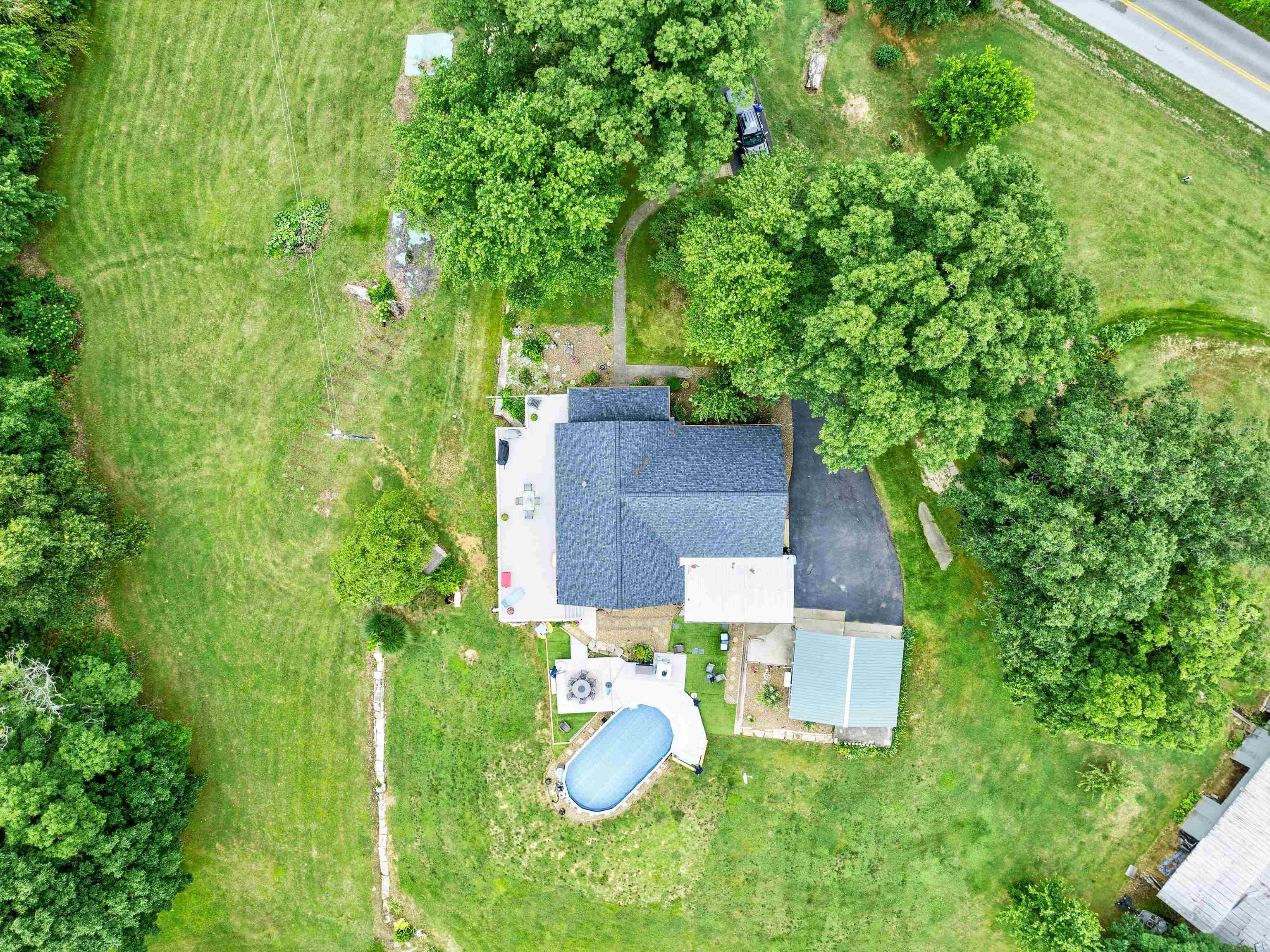1815 State Route 1389, Hawesville, Kentucky 42348, 2 Bedrooms Bedrooms, ,2 BathroomsBathrooms,Single Family Residence,For Sale,State Route 1389,87325