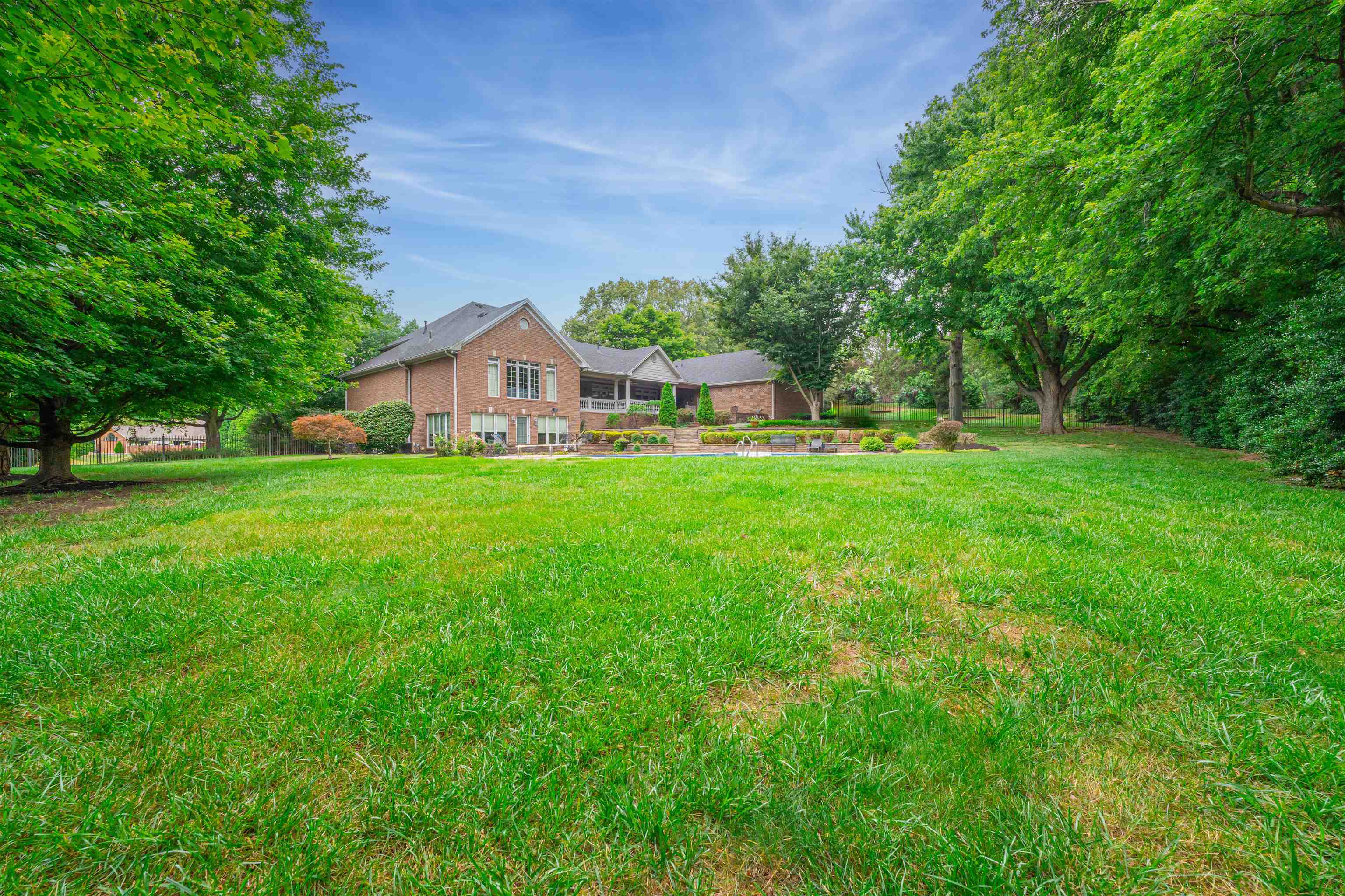 3811 Sandwedge Court, Owensboro, Kentucky 42303, 5 Bedrooms Bedrooms, ,4 BathroomsBathrooms,Single Family Residence,For Sale,Sandwedge Court,87329