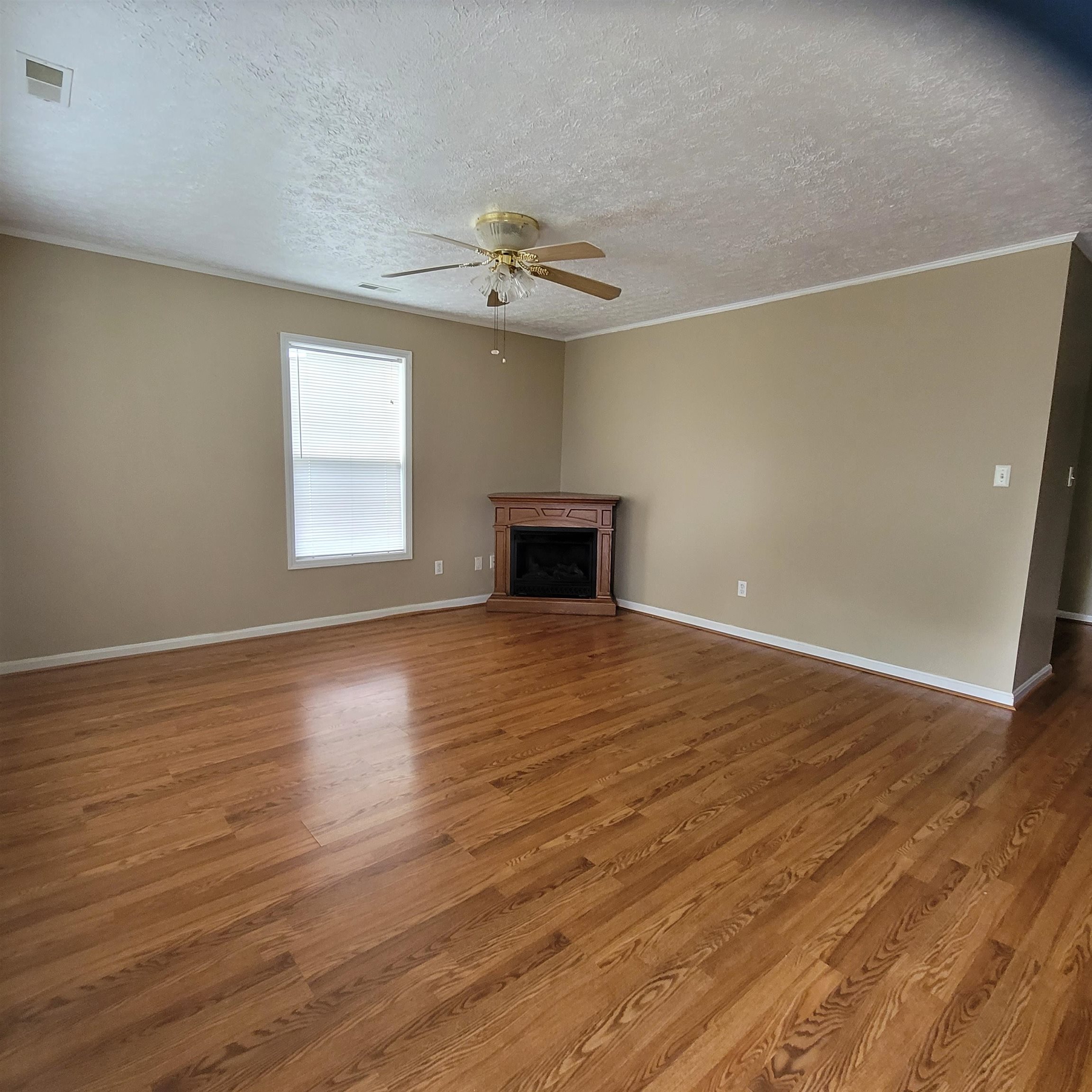 522 Bolivar Street, Owensboro, Kentucky 42303, 3 Bedrooms Bedrooms, ,1 BathroomBathrooms,Single Family Residence,For Sale,Bolivar Street,87337