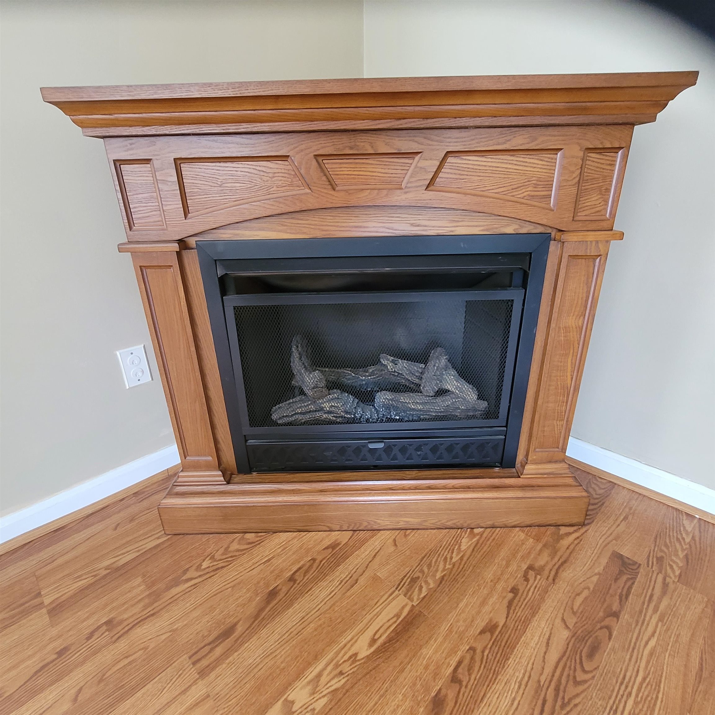 522 Bolivar Street, Owensboro, Kentucky 42303, 3 Bedrooms Bedrooms, ,1 BathroomBathrooms,Single Family Residence,For Sale,Bolivar Street,87337