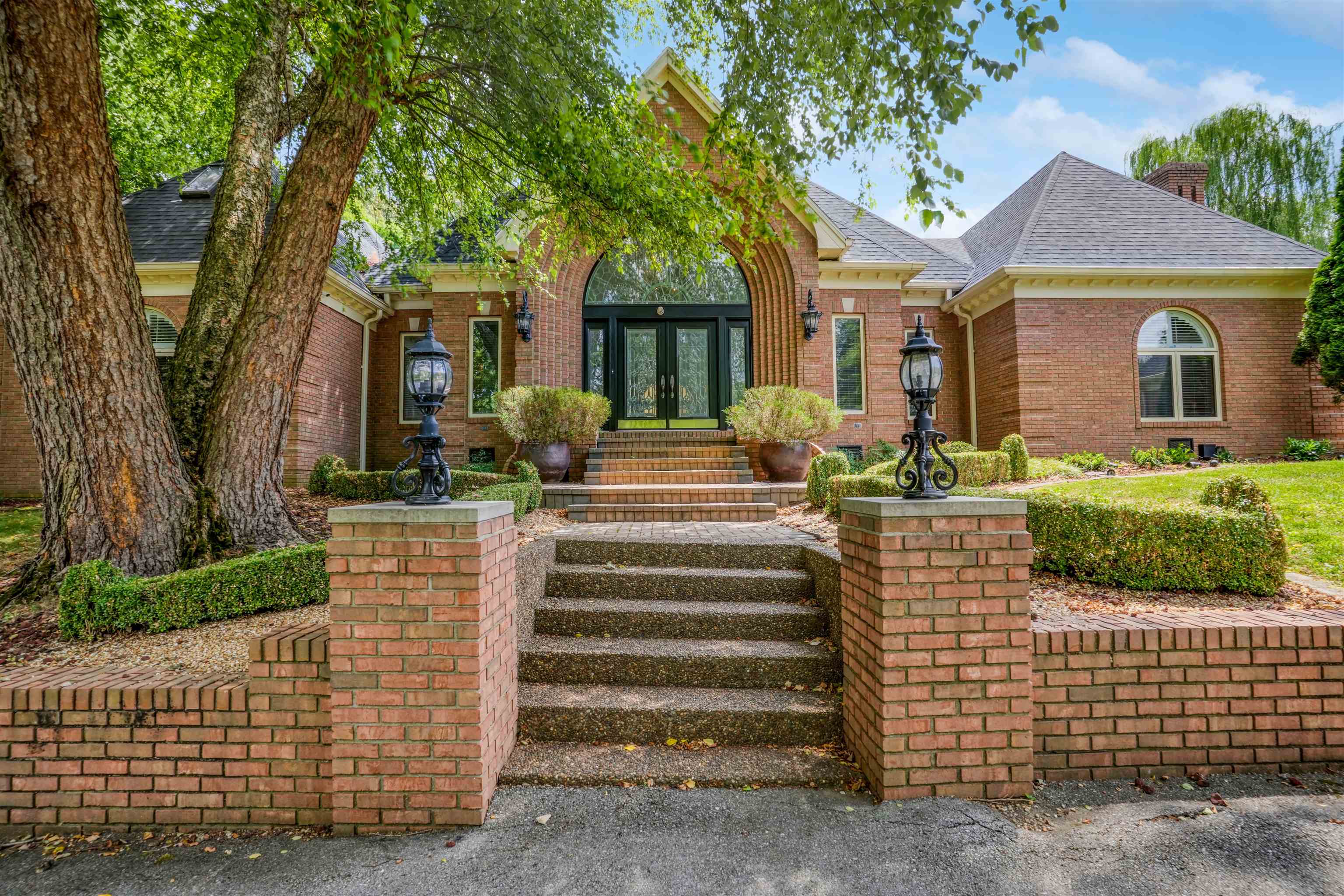 3644 Highway 351, Henderson, Kentucky 42420, 5 Bedrooms Bedrooms, ,3 BathroomsBathrooms,Single Family Residence,For Sale,Highway 351,87345