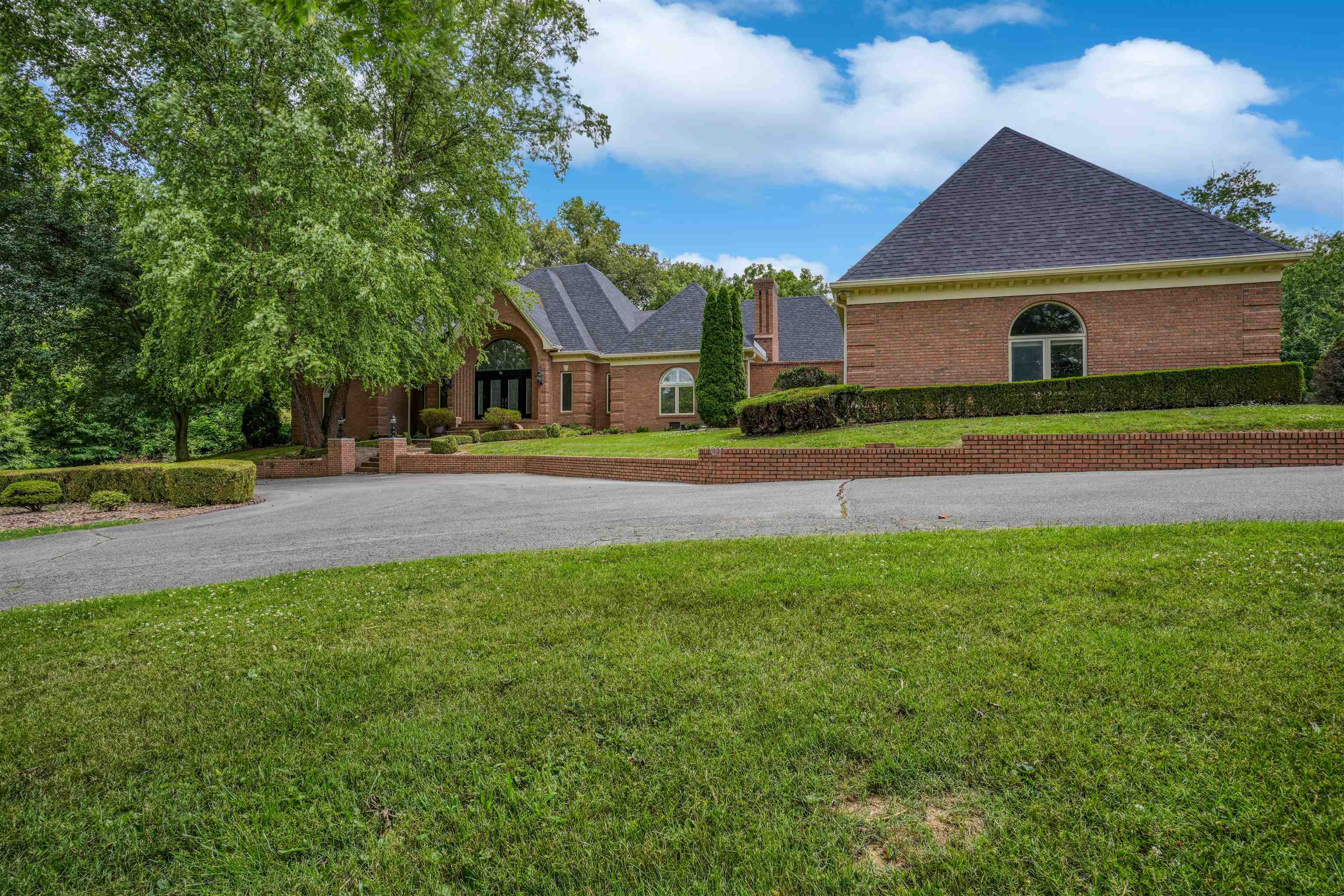 3644 Highway 351, Henderson, Kentucky 42420, 5 Bedrooms Bedrooms, ,3 BathroomsBathrooms,Single Family Residence,For Sale,Highway 351,87345
