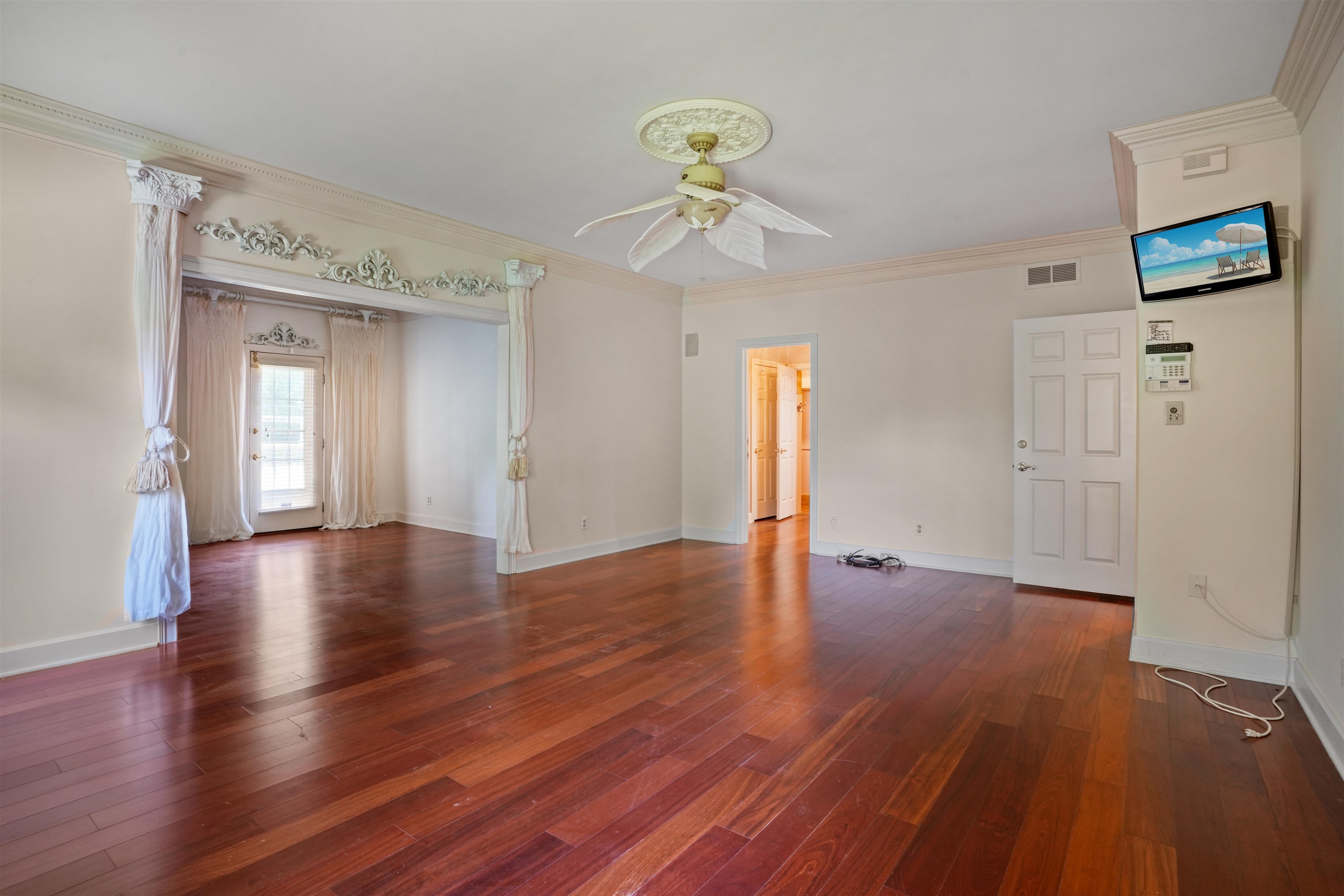 3644 Highway 351, Henderson, Kentucky 42420, 5 Bedrooms Bedrooms, ,3 BathroomsBathrooms,Single Family Residence,For Sale,Highway 351,87345