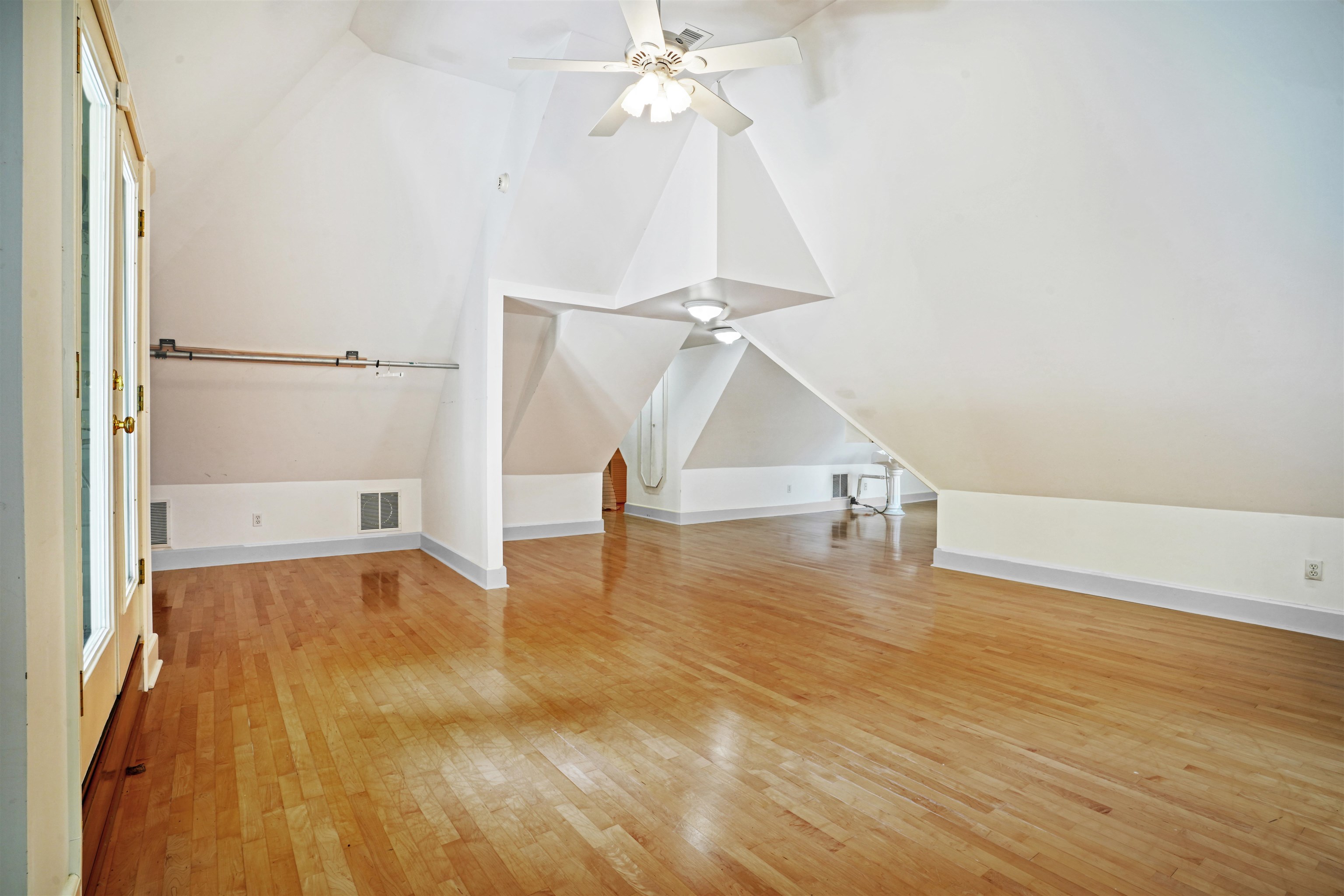 3644 Highway 351, Henderson, Kentucky 42420, 5 Bedrooms Bedrooms, ,3 BathroomsBathrooms,Single Family Residence,For Sale,Highway 351,87345