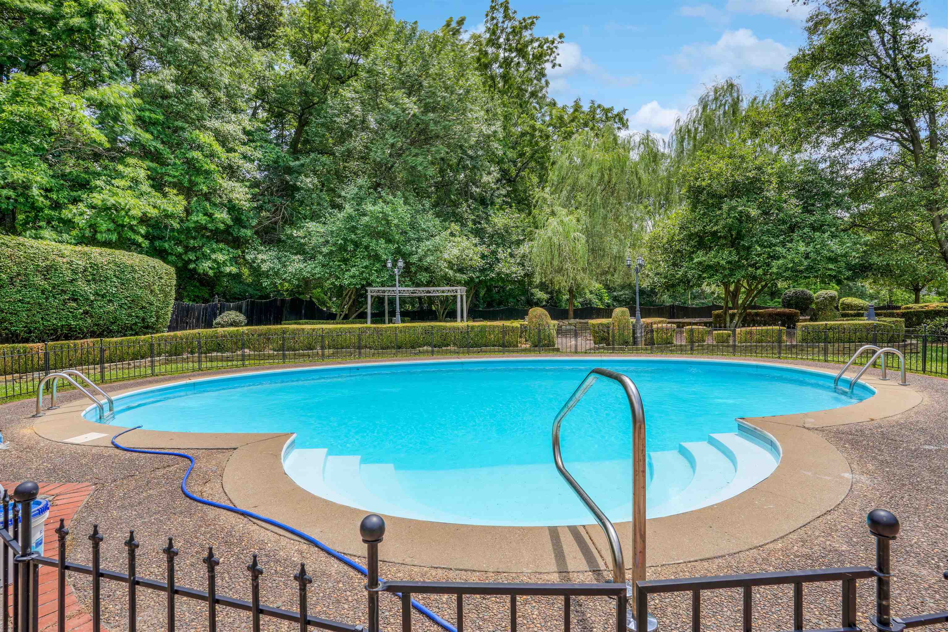 3644 Highway 351, Henderson, Kentucky 42420, 5 Bedrooms Bedrooms, ,3 BathroomsBathrooms,Single Family Residence,For Sale,Highway 351,87345