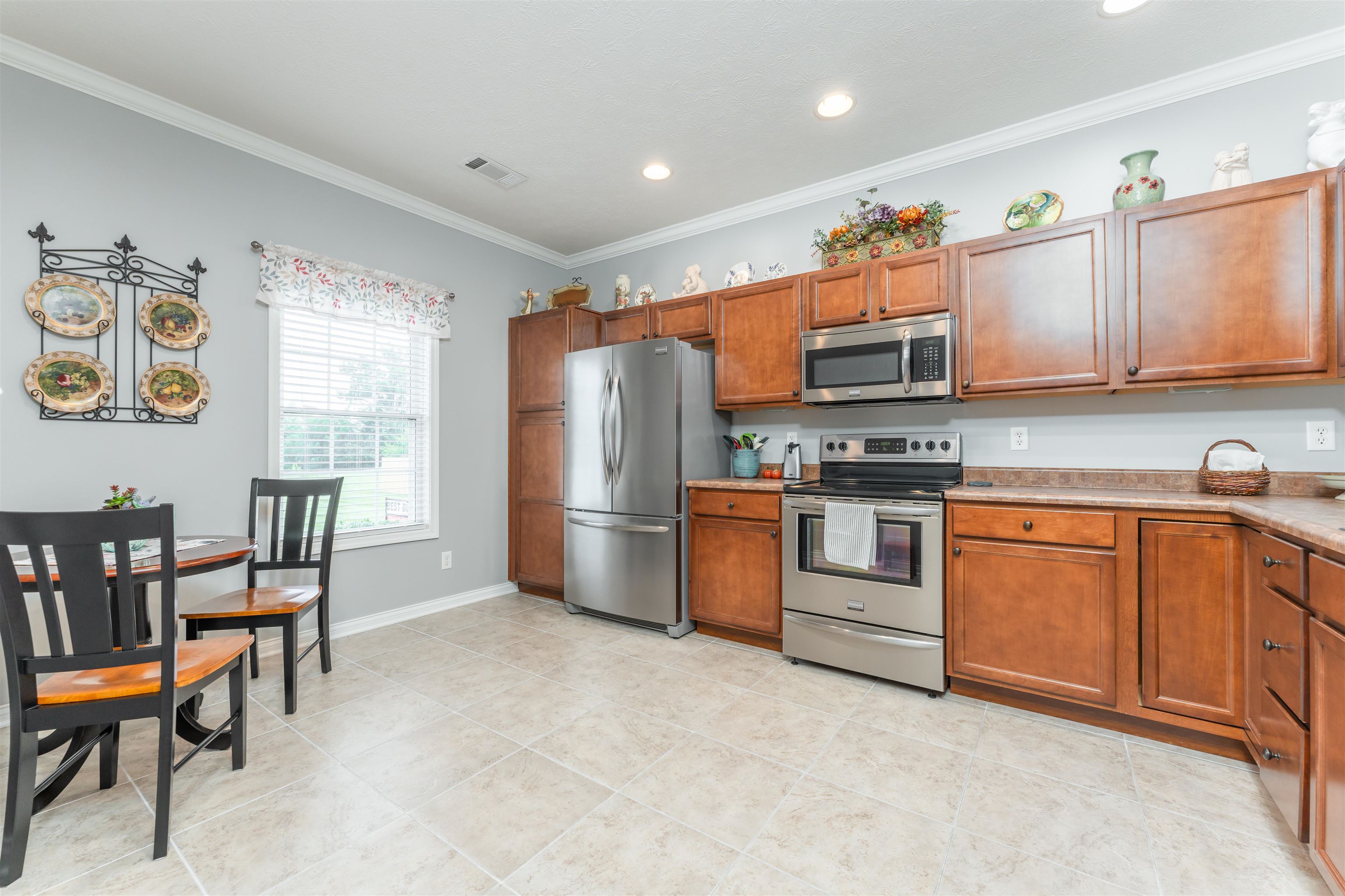 3965 Brookside Court, Owensboro, Kentucky 42303, 2 Bedrooms Bedrooms, ,2 BathroomsBathrooms,Single Family Residence,For Sale,Brookside Court,87366
