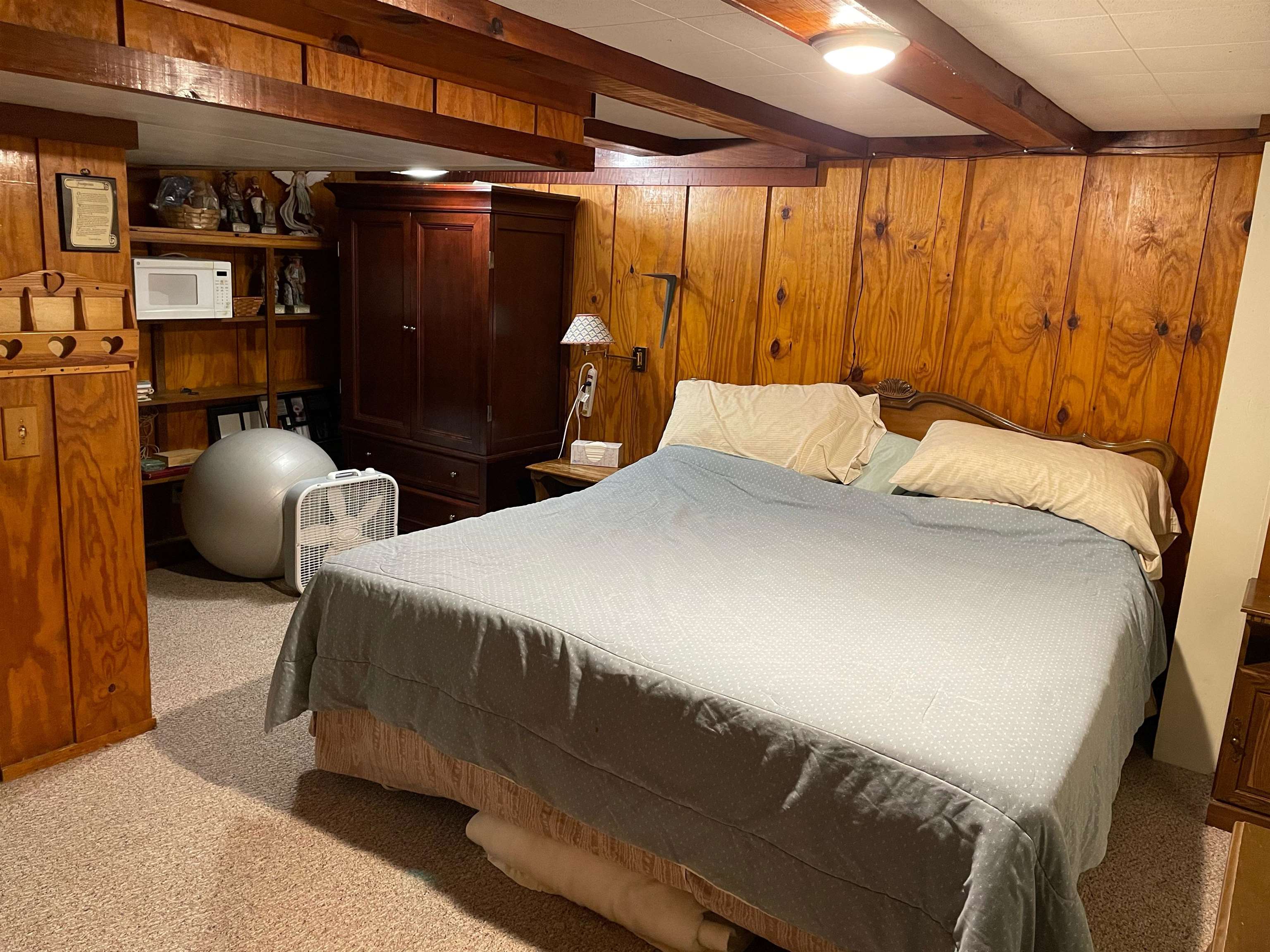 2100 4th Street, Owensboro, Kentucky 42303, 3 Bedrooms Bedrooms, ,1 BathroomBathrooms,Single Family Residence,For Sale,4th Street,87371