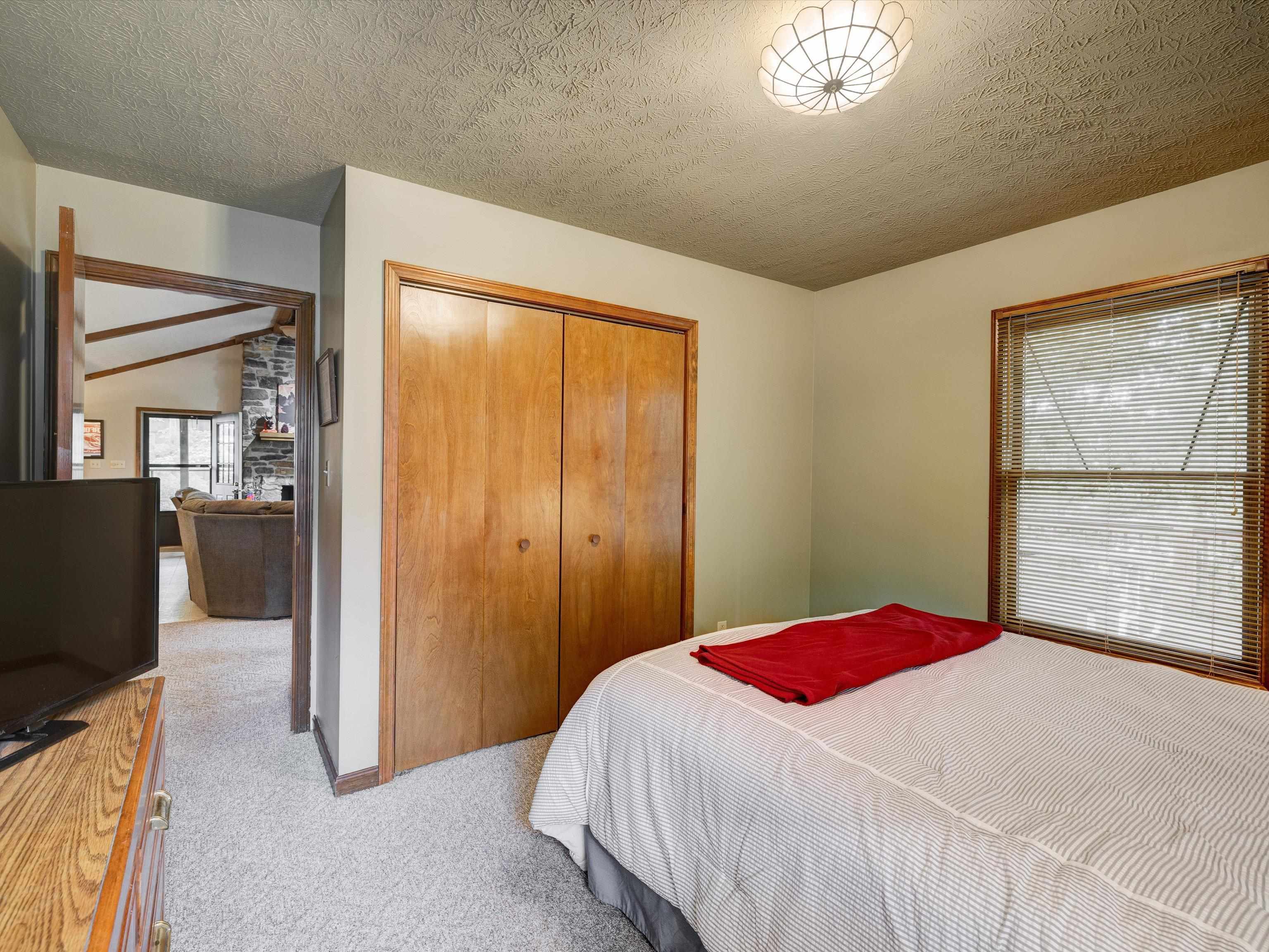 822 Spring Shores Ln, Falls of Rough, Kentucky 40119, 2 Bedrooms Bedrooms, ,1 BathroomBathrooms,Single Family Residence,For Sale,Spring Shores Ln,87372