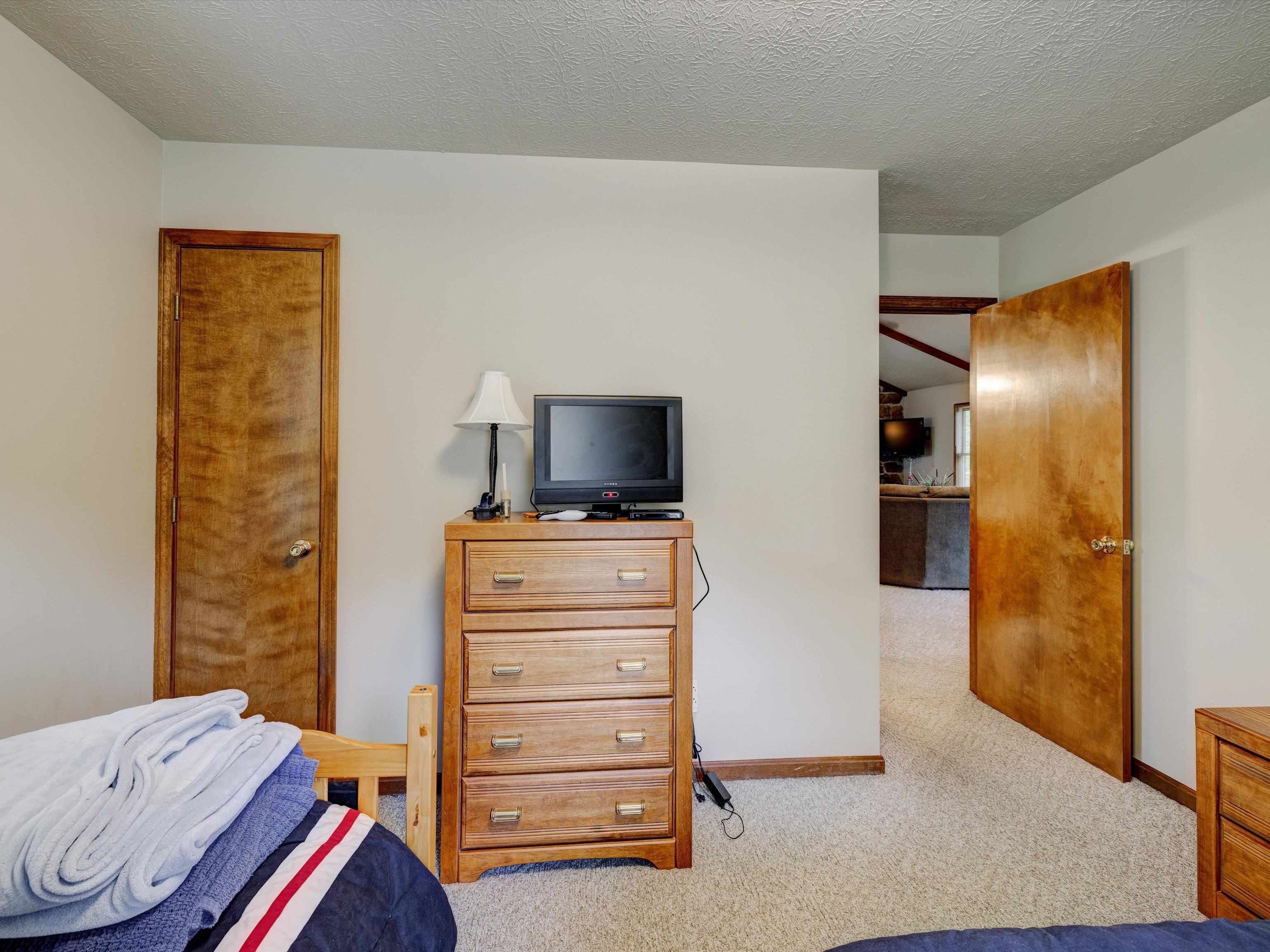 822 Spring Shores Ln, Falls of Rough, Kentucky 40119, 2 Bedrooms Bedrooms, ,1 BathroomBathrooms,Single Family Residence,For Sale,Spring Shores Ln,87372