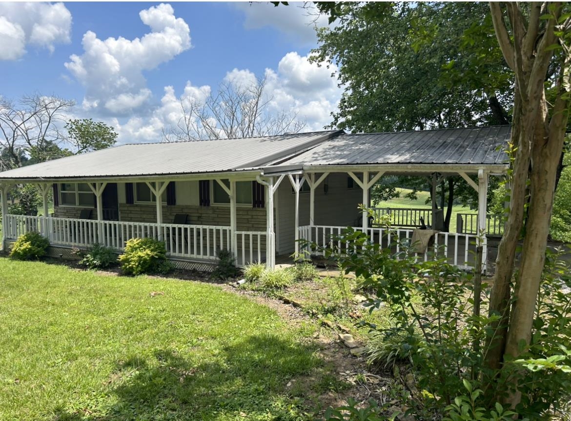 6600 Boston Laffoon Rd, Philpot, Kentucky 42366, 3 Bedrooms Bedrooms, ,1 BathroomBathrooms,Single Family Residence,For Sale,Boston Laffoon Rd,87410