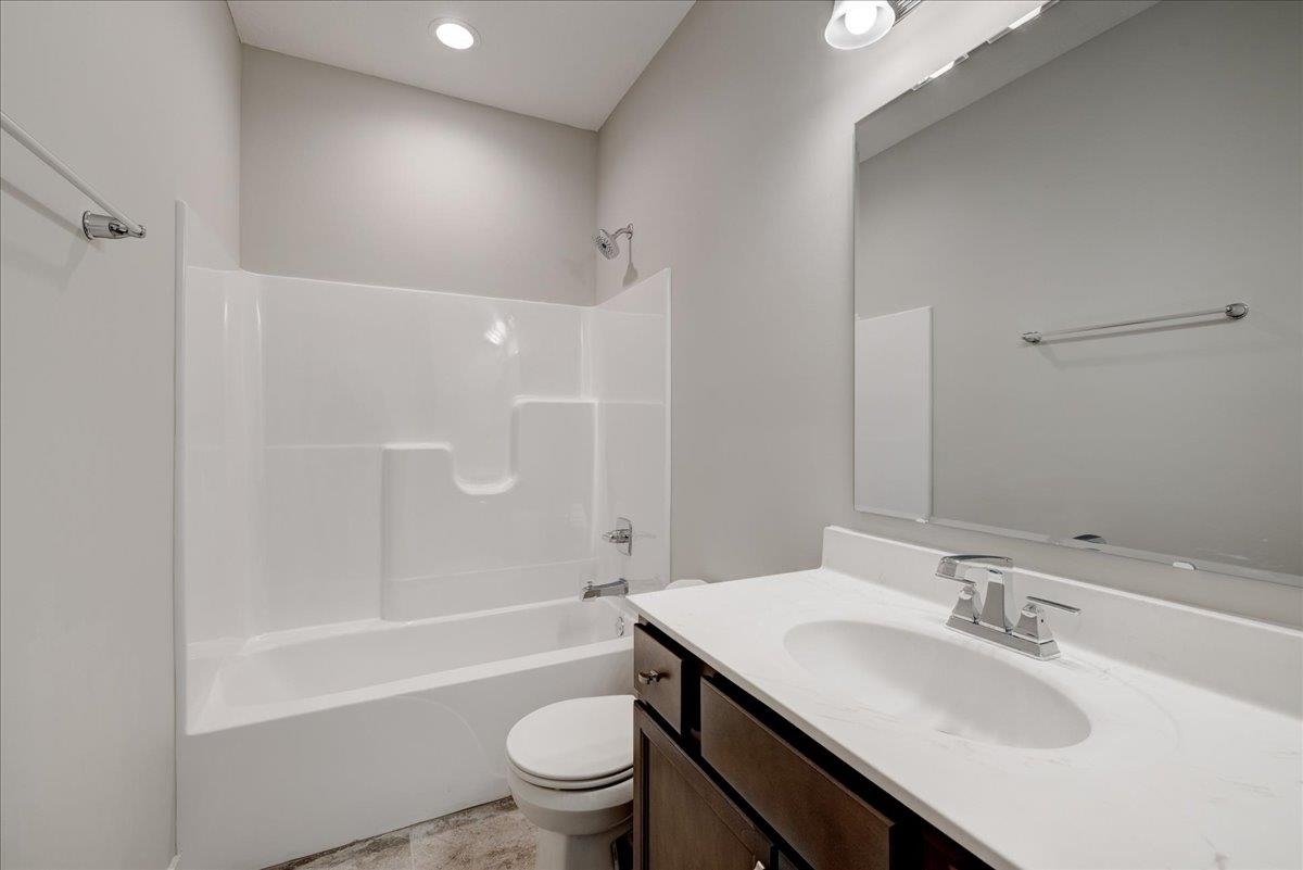 6599 Blue Ridge Court, Utica, Kentucky 42376, 3 Bedrooms Bedrooms, ,2 BathroomsBathrooms,Single Family Residence,For Sale,Blue Ridge Court,87414