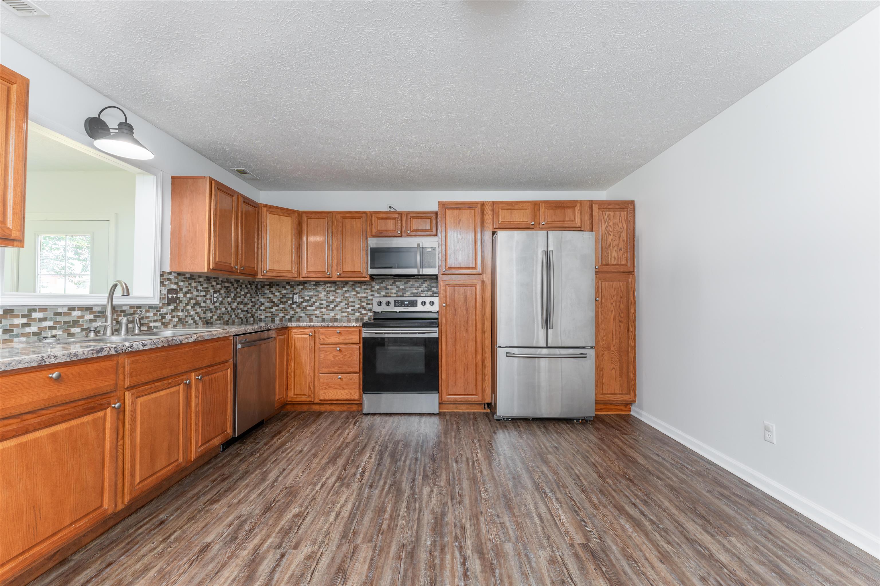 79 Kavanaugh Lane, Hartford, Kentucky 42347, 5 Bedrooms Bedrooms, ,2 BathroomsBathrooms,Single Family Residence,For Sale,Kavanaugh Lane,87416
