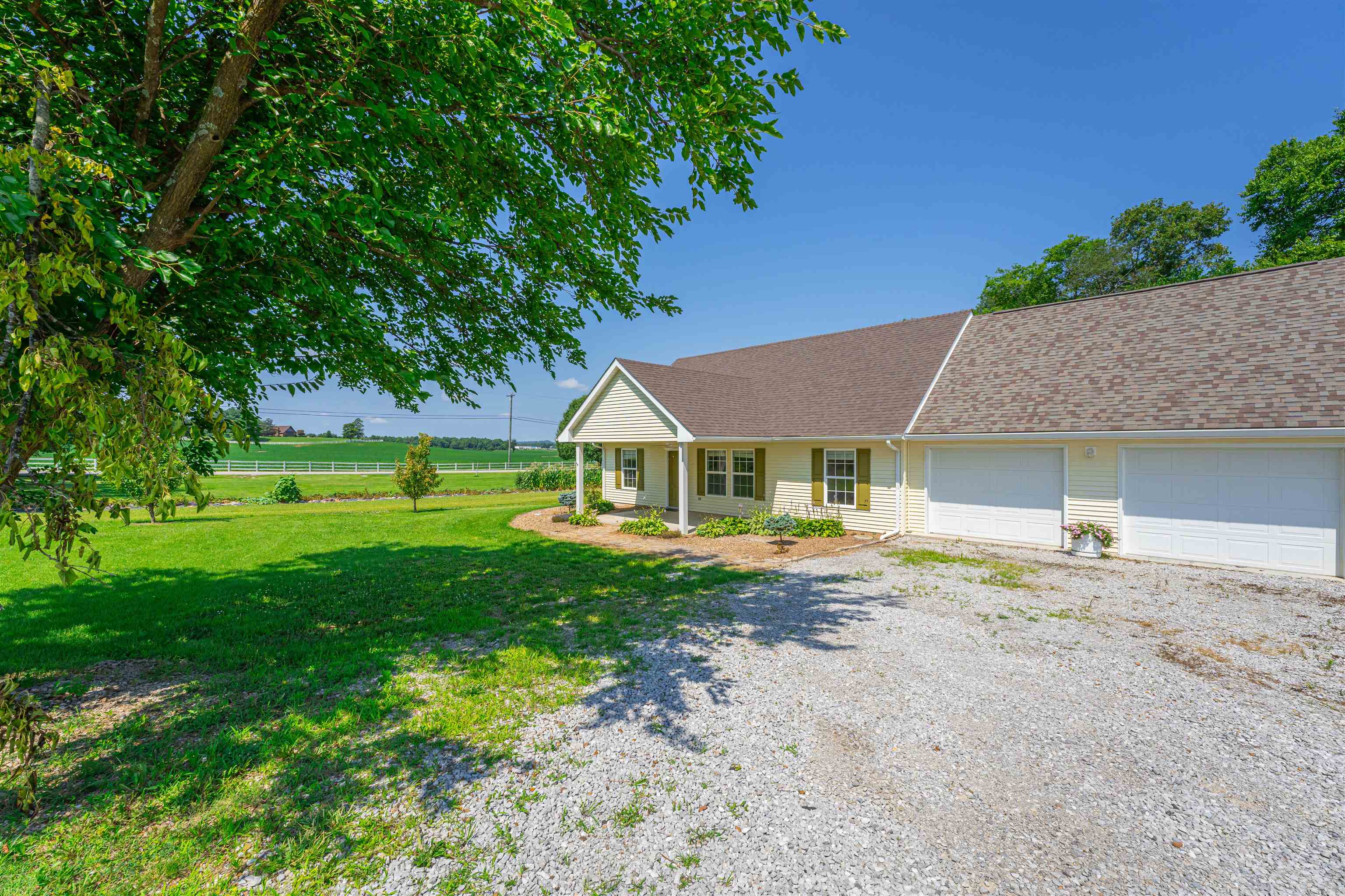 79 Kavanaugh Lane, Hartford, Kentucky 42347, 5 Bedrooms Bedrooms, ,2 BathroomsBathrooms,Single Family Residence,For Sale,Kavanaugh Lane,87416