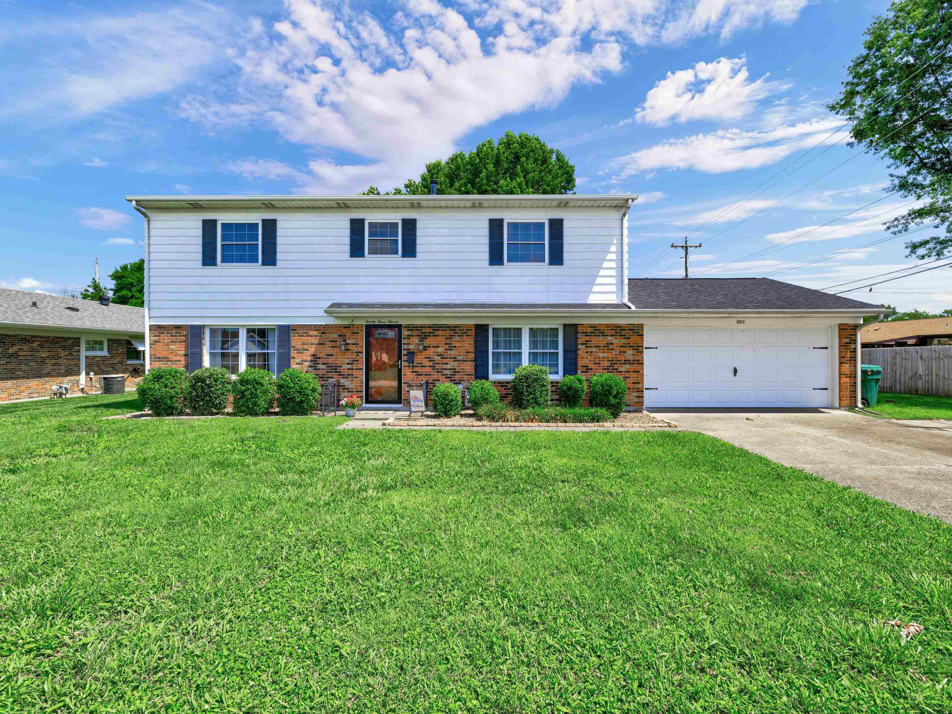 2311 Middleground Drive, Owensboro, Kentucky 42301, 4 Bedrooms Bedrooms, ,2 BathroomsBathrooms,Single Family Residence,For Sale,Middleground Drive,87445